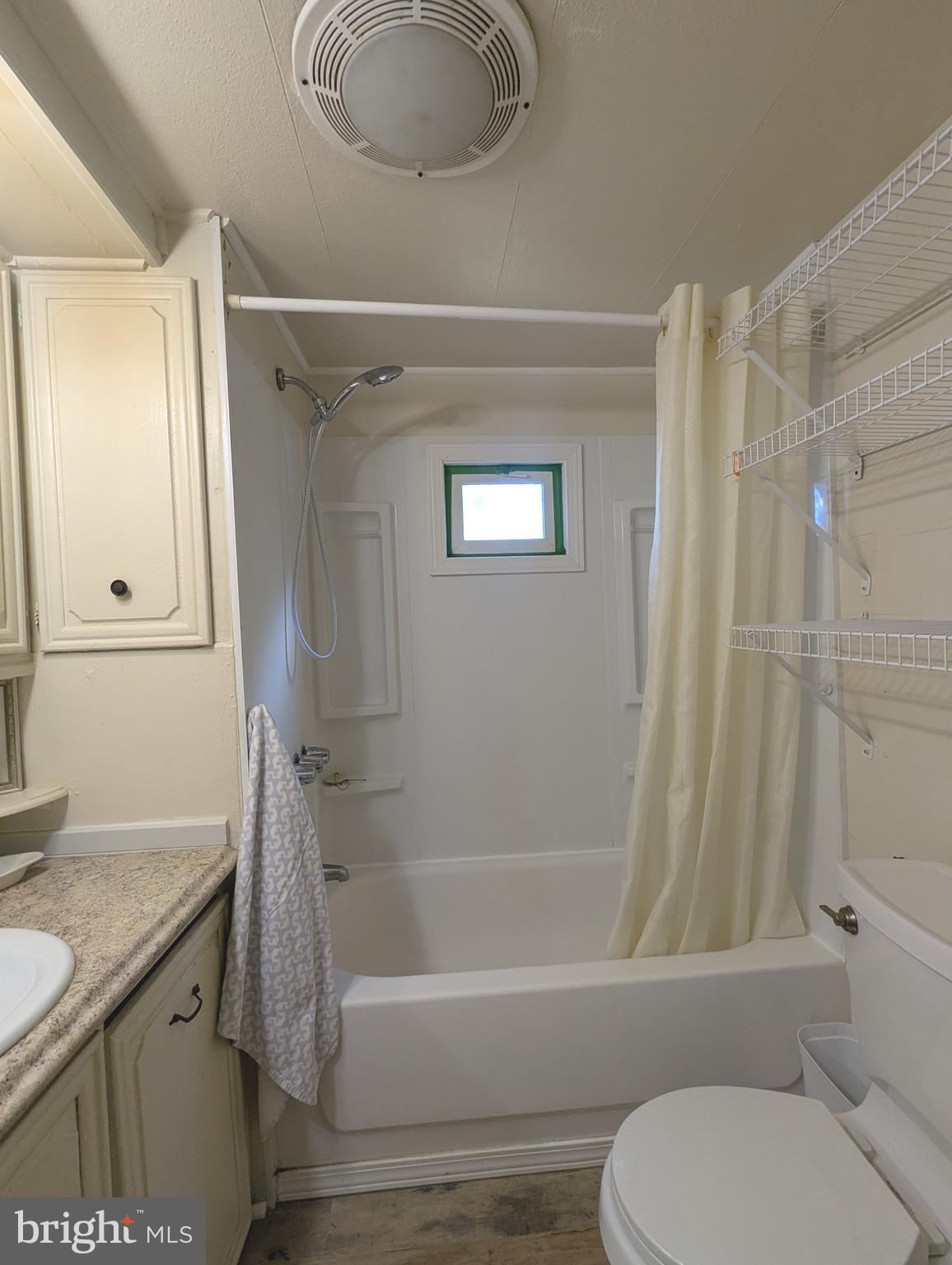 HILLANDALE HOMES - Residential