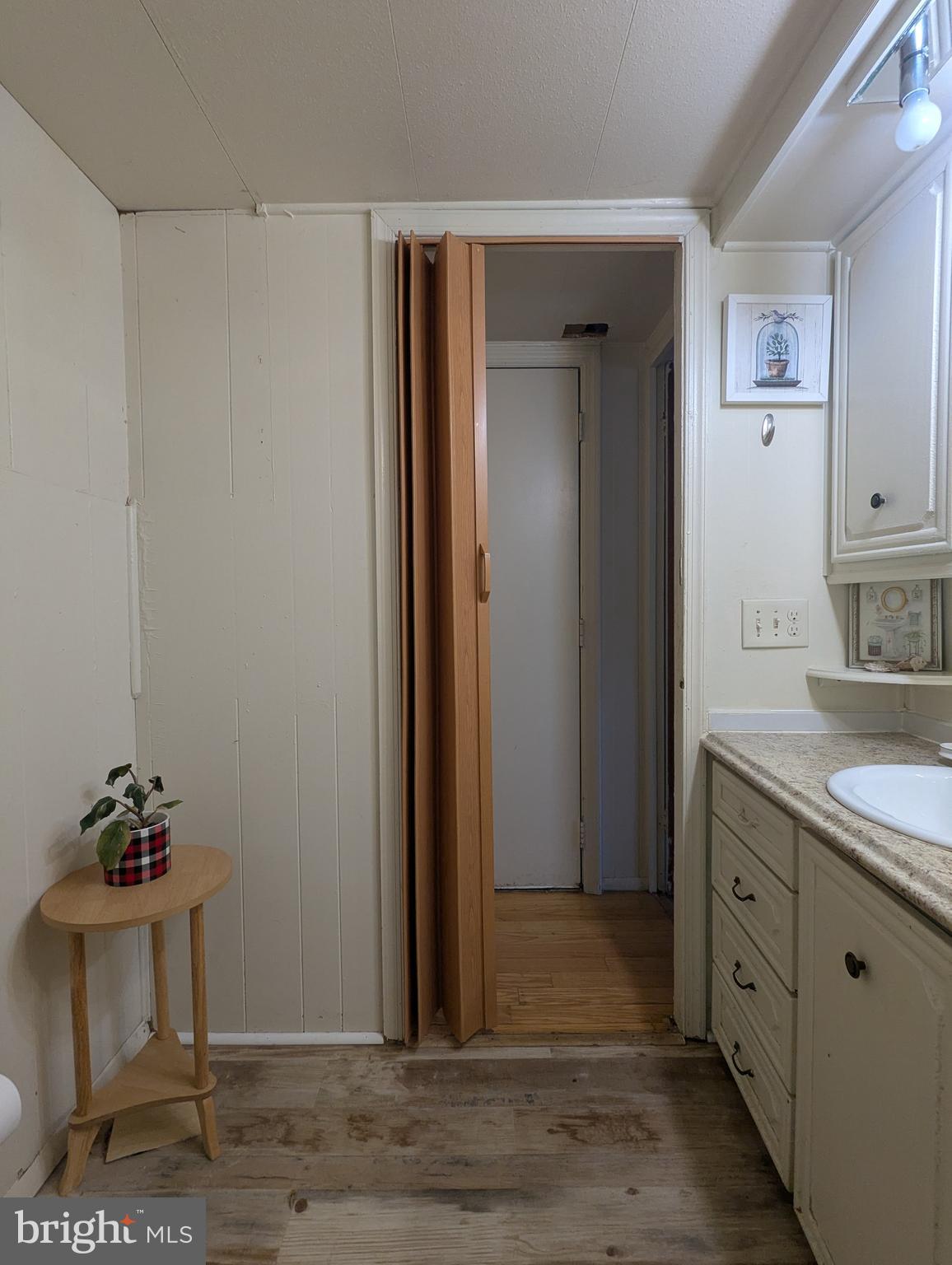 HILLANDALE HOMES - Residential