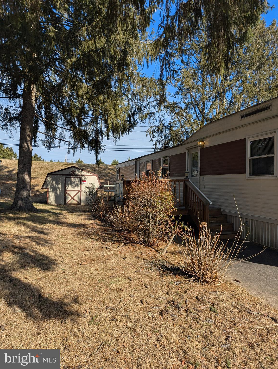 HILLANDALE HOMES - Residential