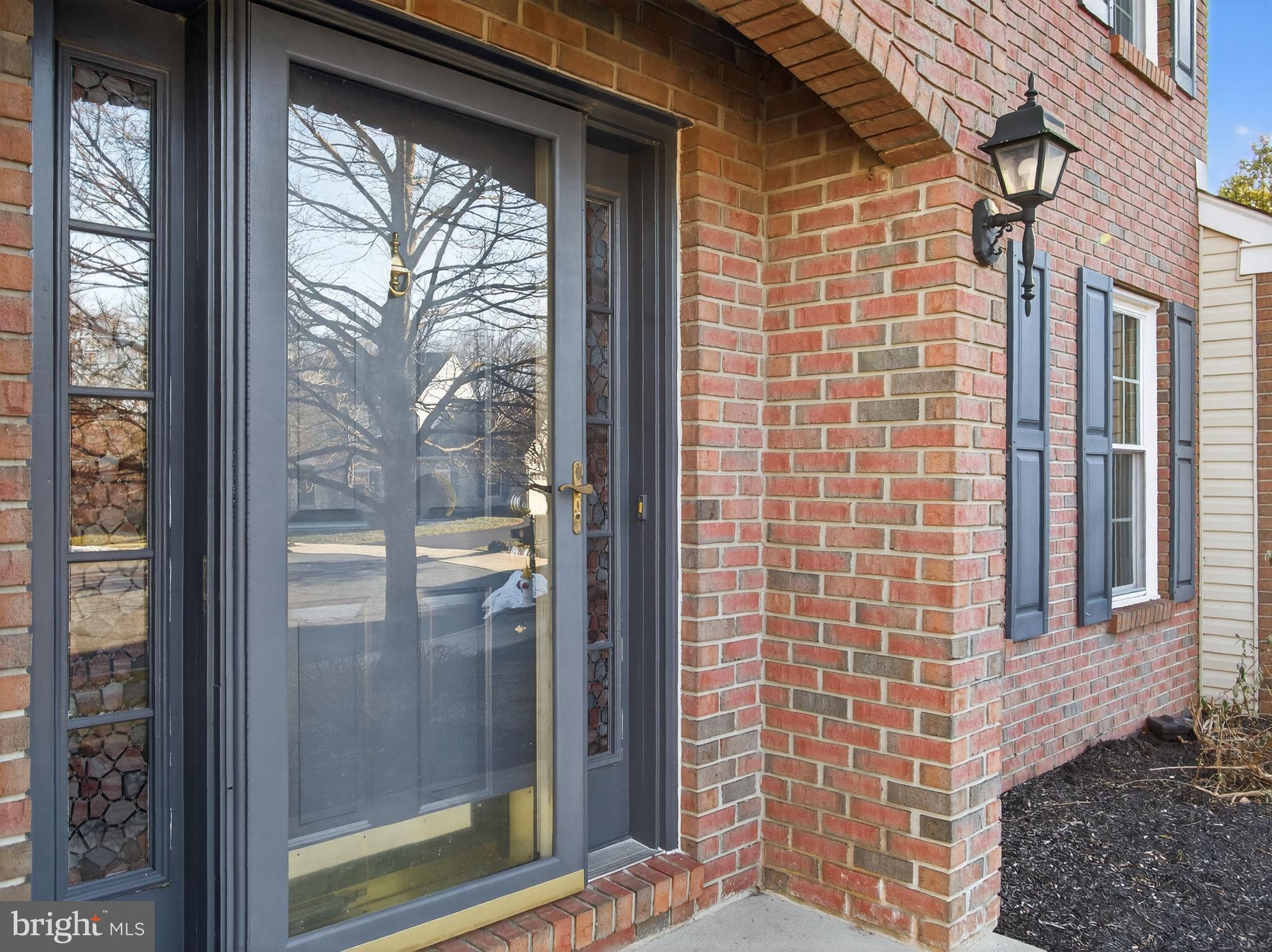 1107 STRATFORD CIRCLE