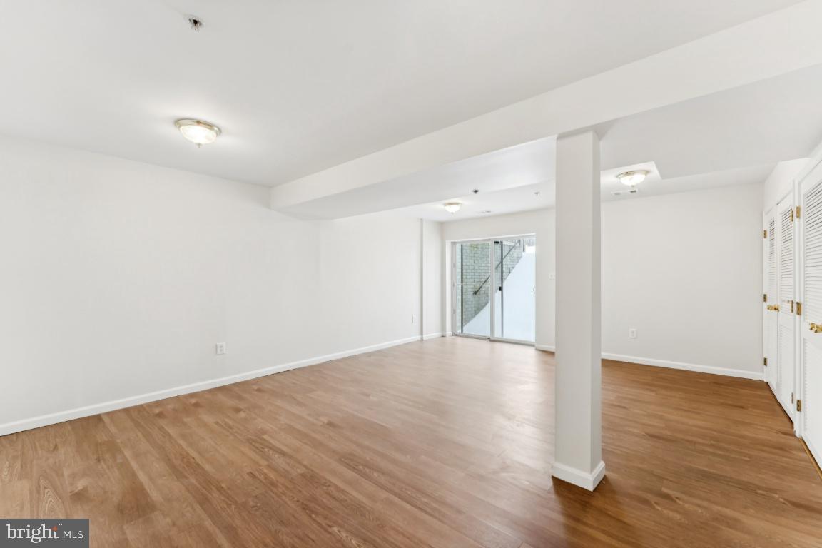 COTTAGES AT GLENARDEN - Residential