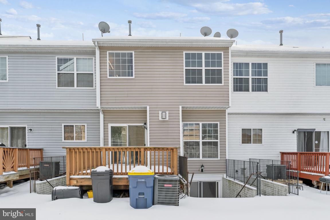 COTTAGES AT GLENARDEN - Residential