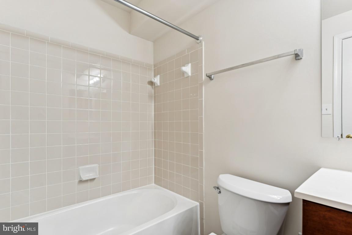 COTTAGES AT GLENARDEN - Residential