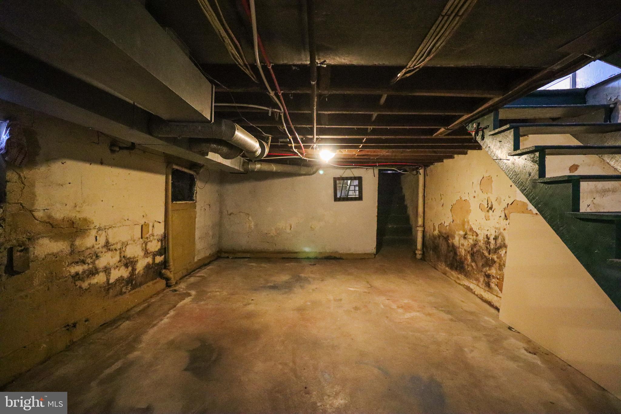 WEST END - Residential