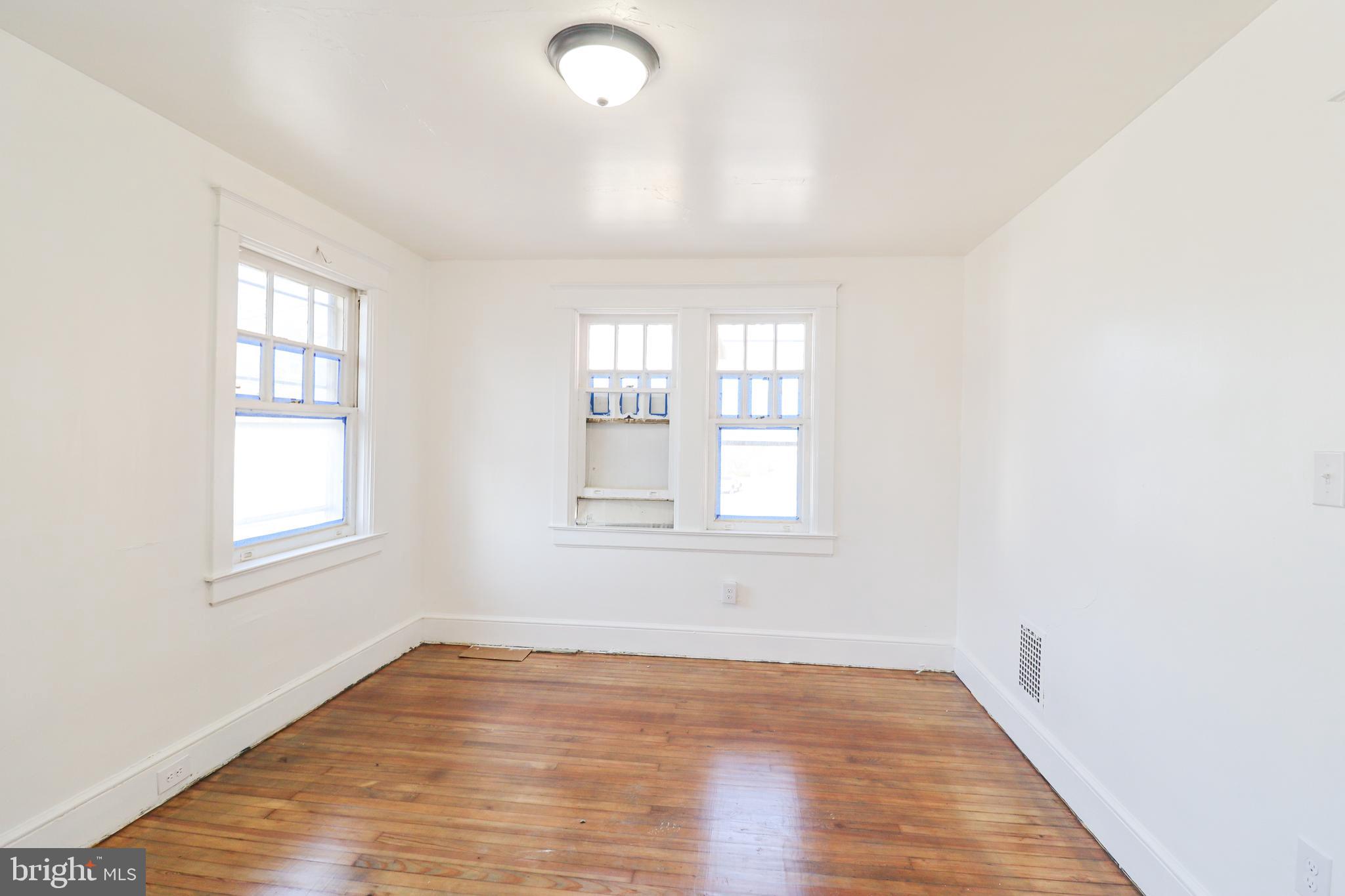 WEST END - Residential