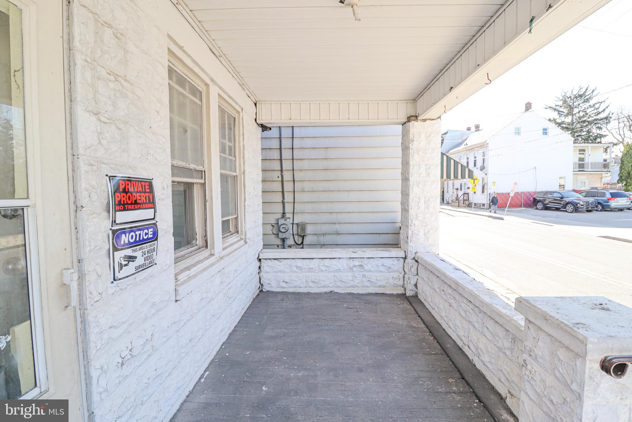 WEST END - Residential