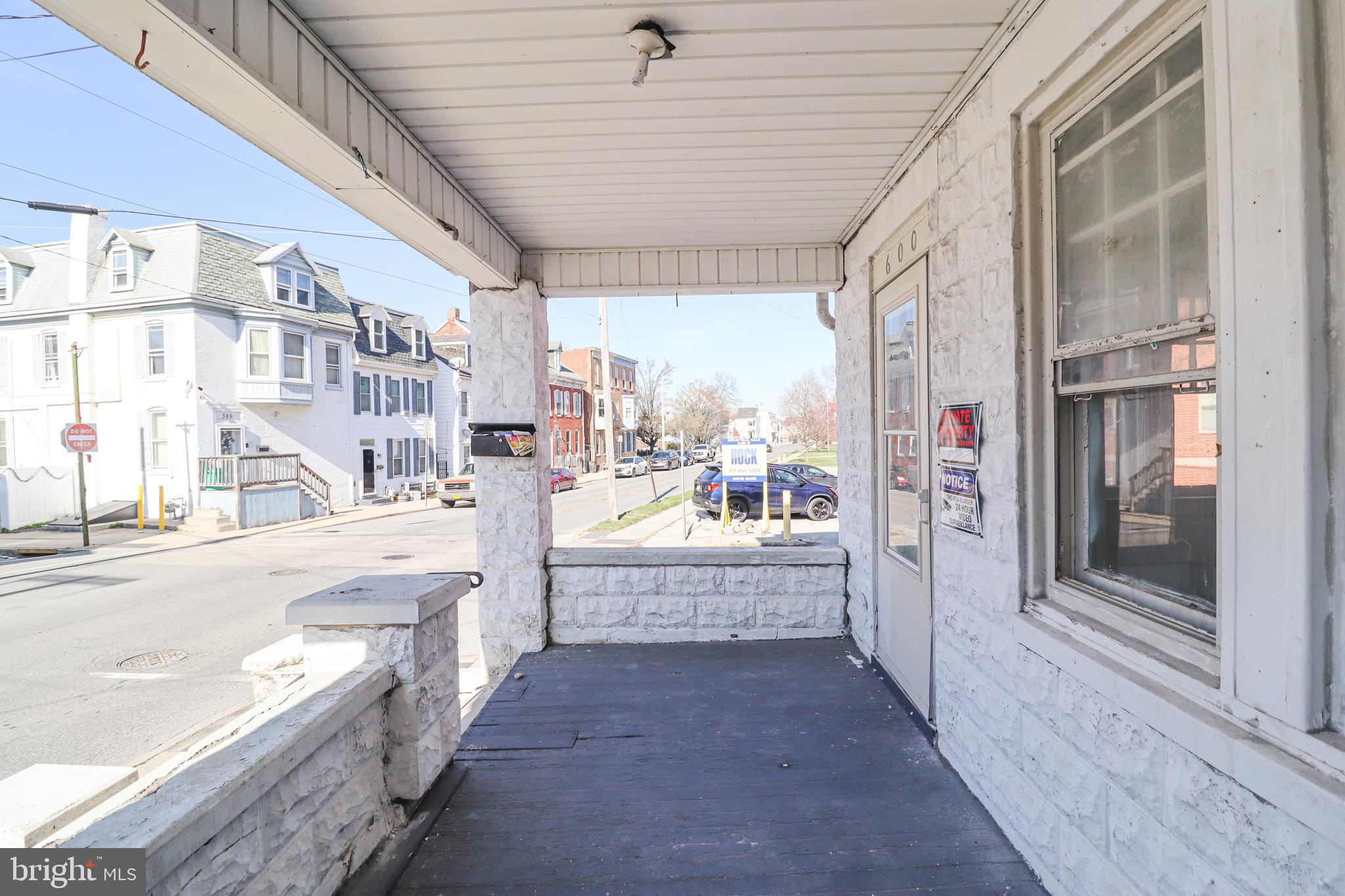 WEST END - Residential