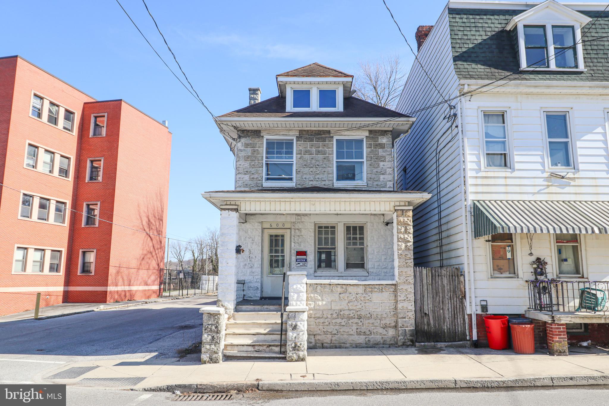 WEST END - Residential