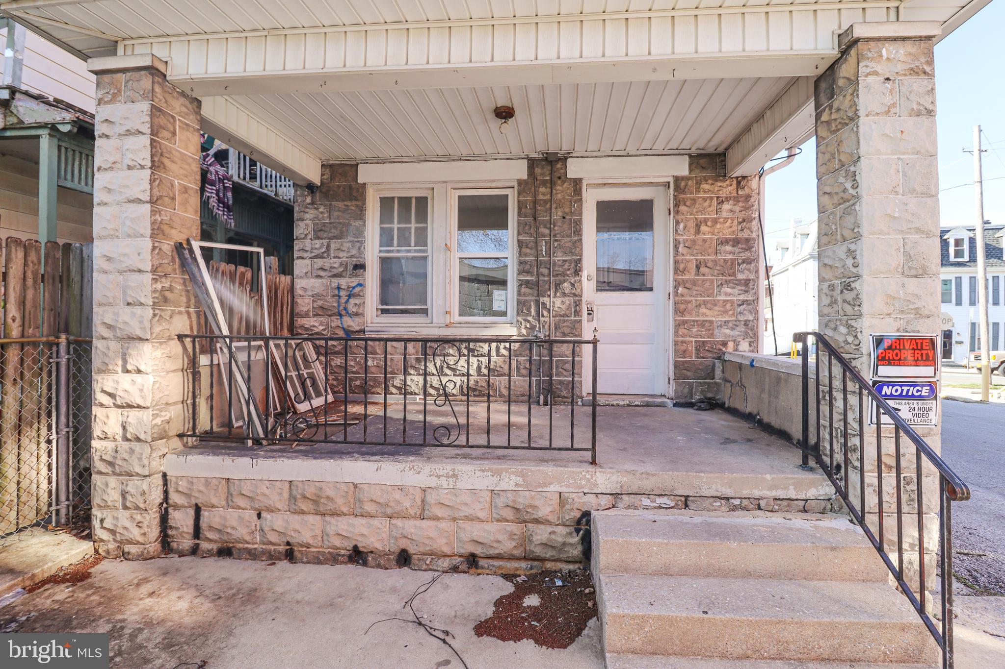 WEST END - Residential