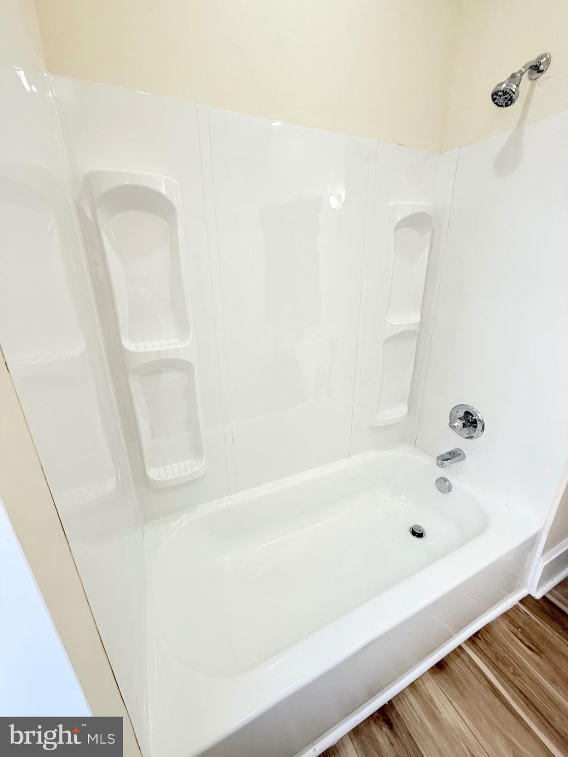 BROOKSHIRE - Residential