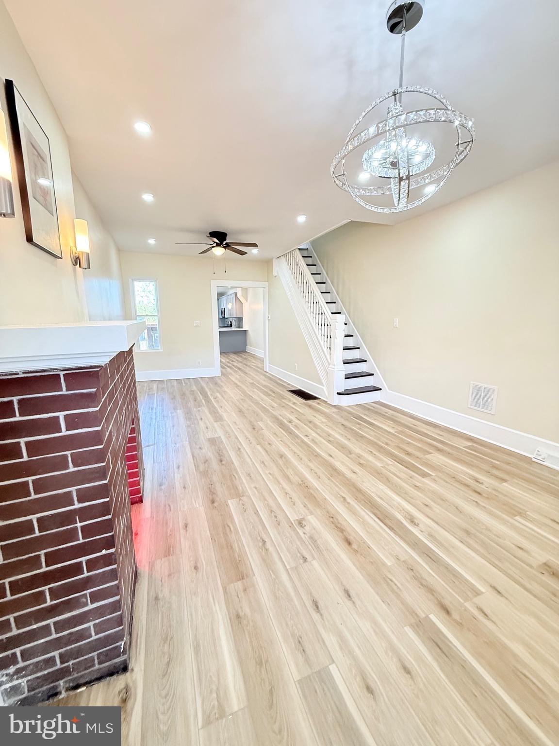 BROOKSHIRE - Residential