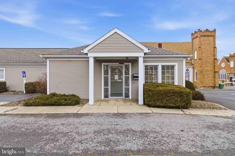 135 E 3RD STREET MOUNT CARMEL PA 17851