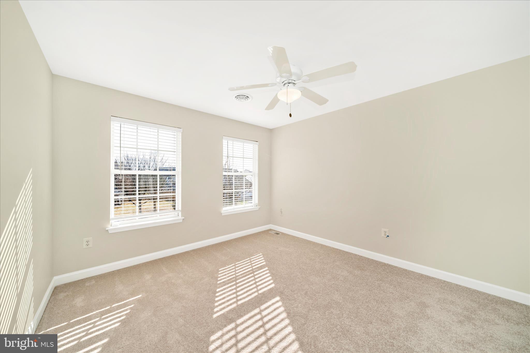 EMERALD FARM - Residential