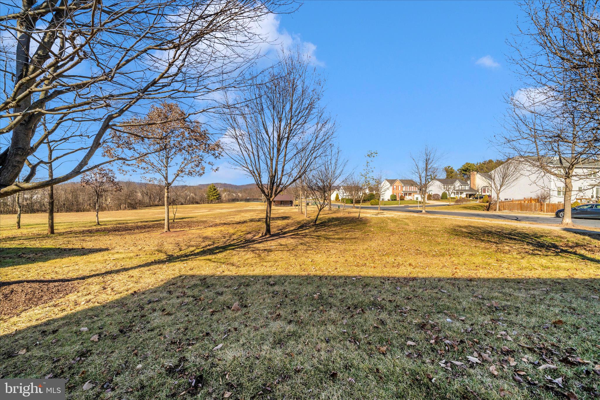 EMERALD FARM - Residential