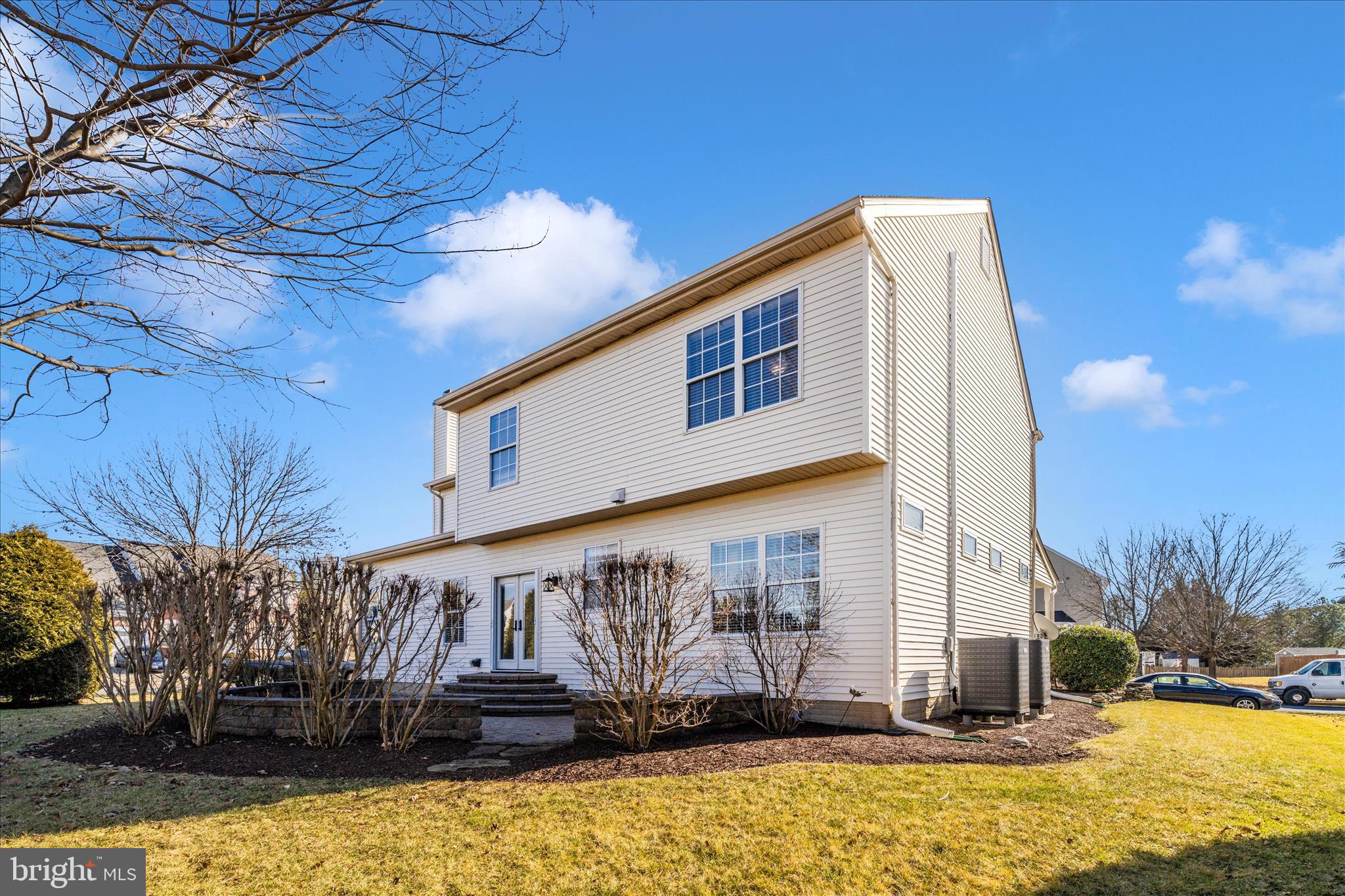 EMERALD FARM - Residential