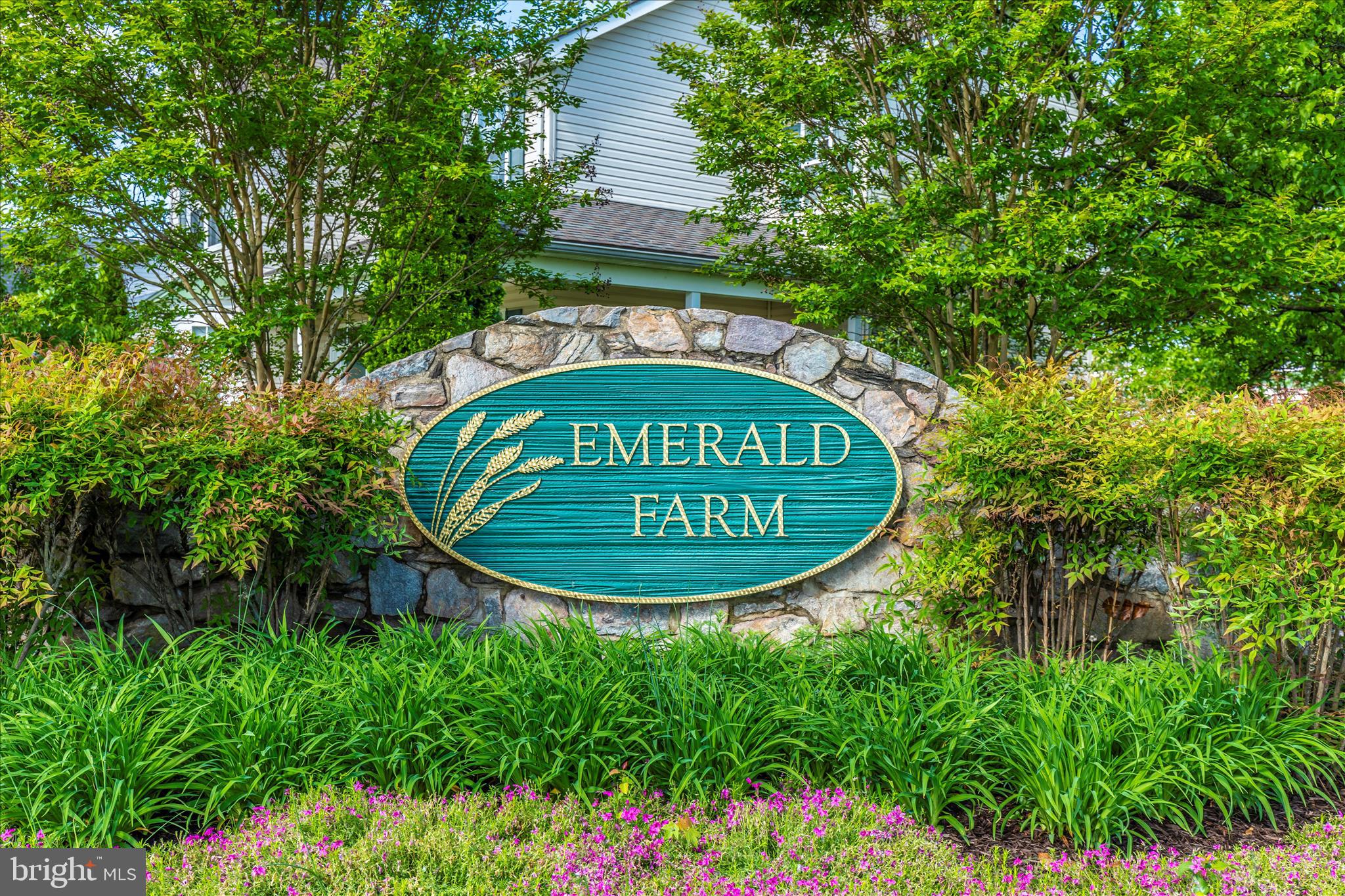 EMERALD FARM - Residential