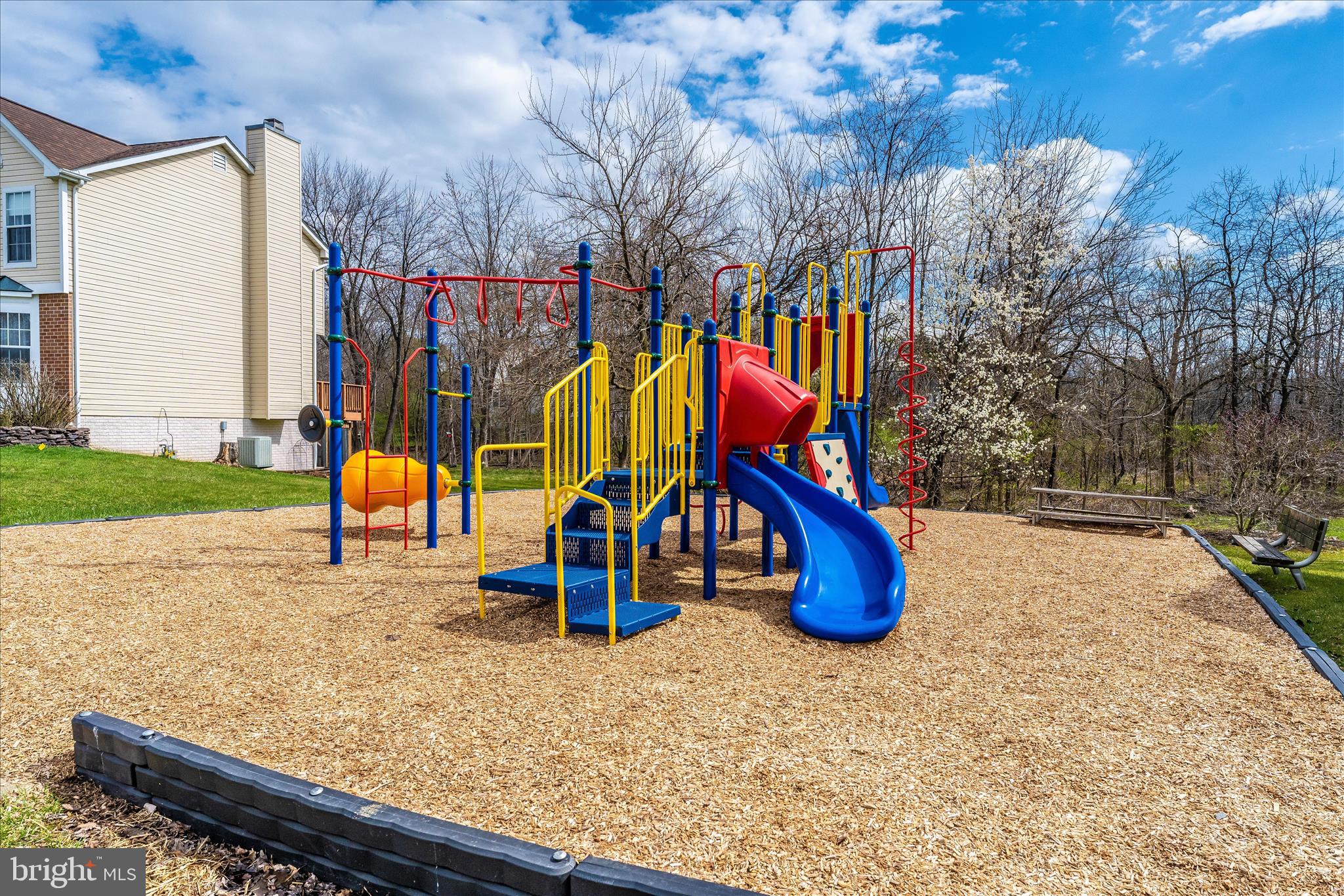 EMERALD FARM - Residential