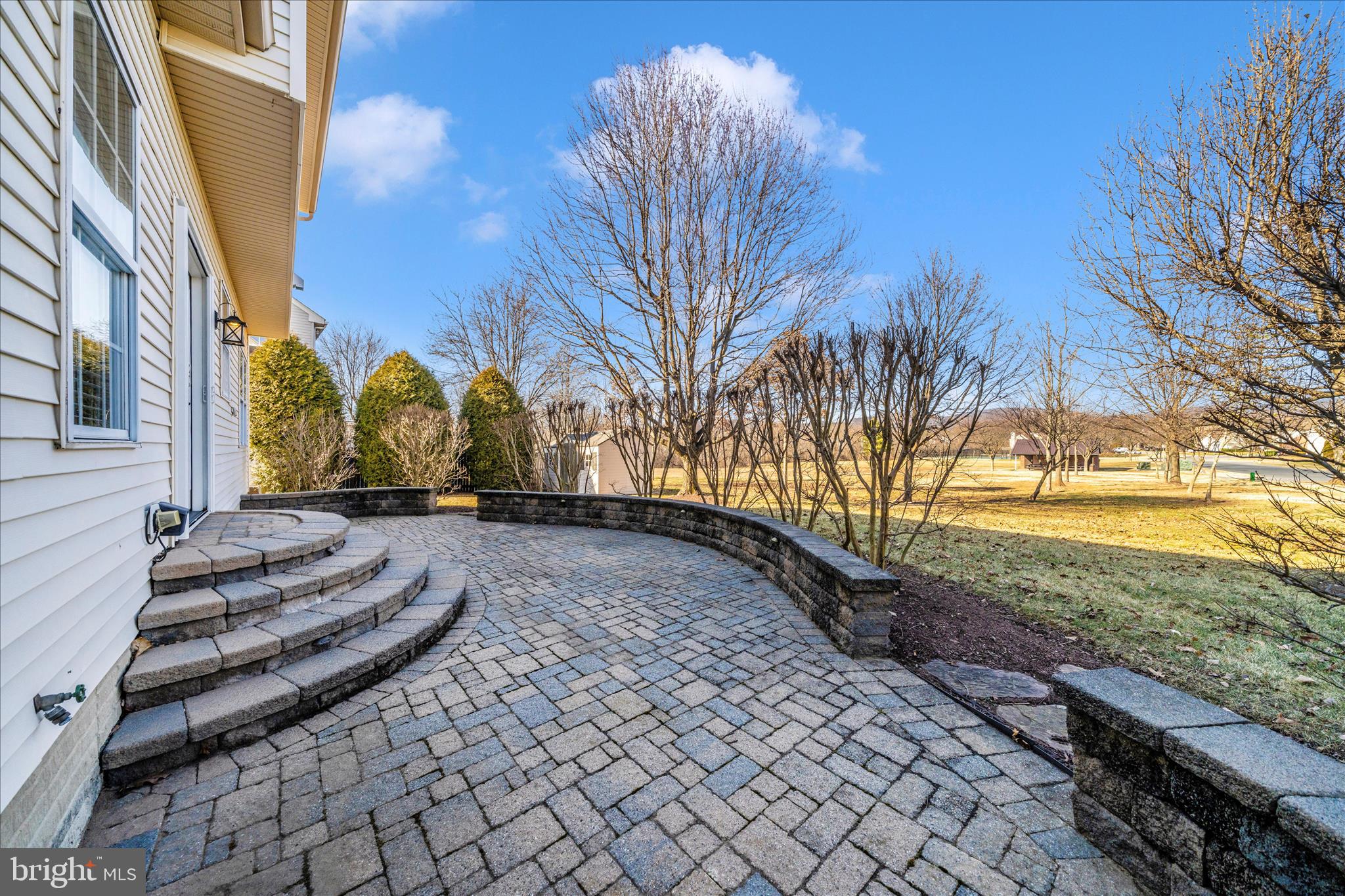 EMERALD FARM - Residential