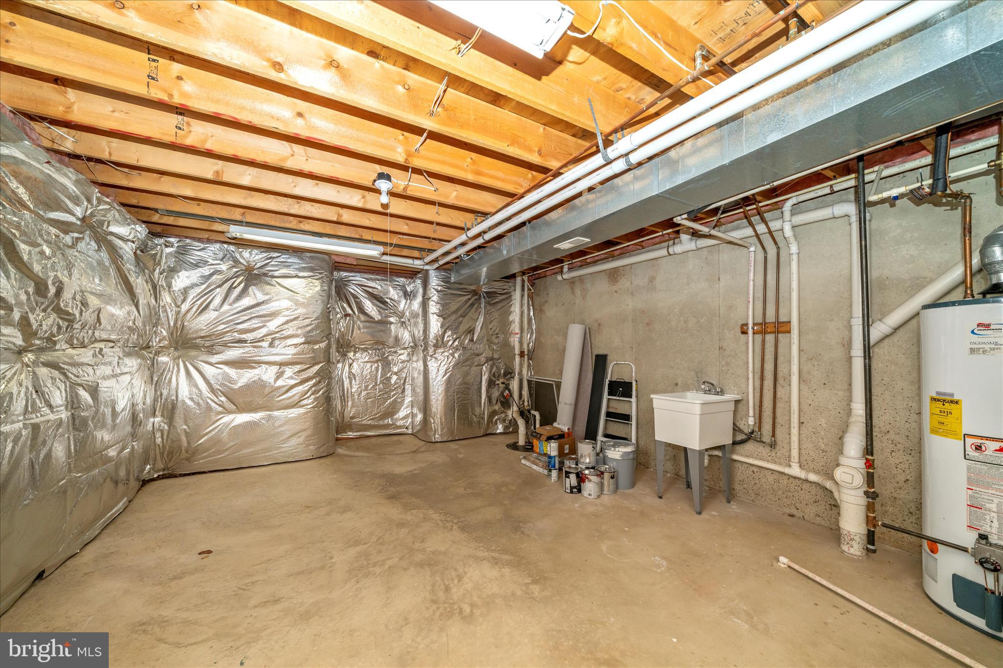 EMERALD FARM - Residential