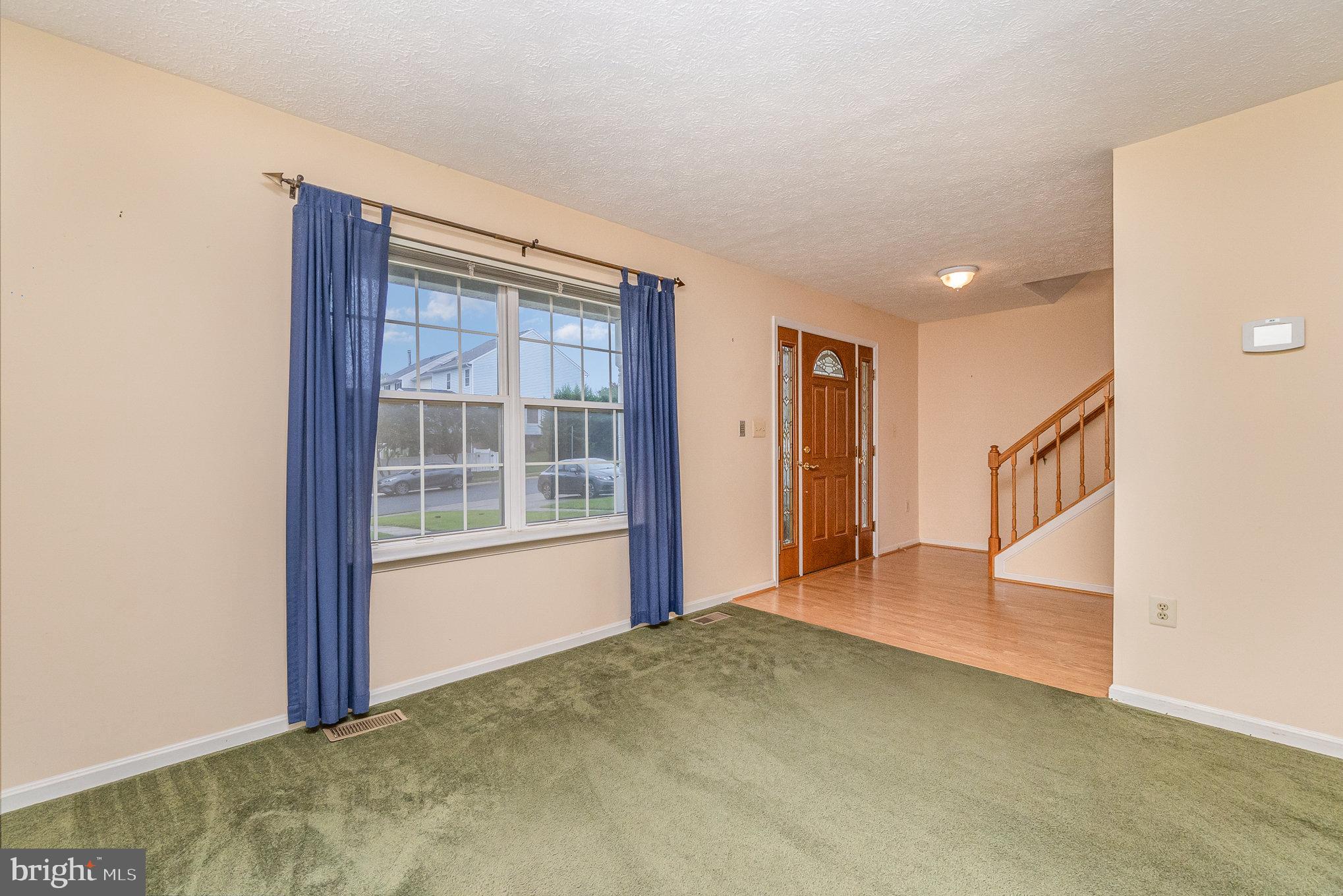 FOXBOROUGH FARMS - Residential