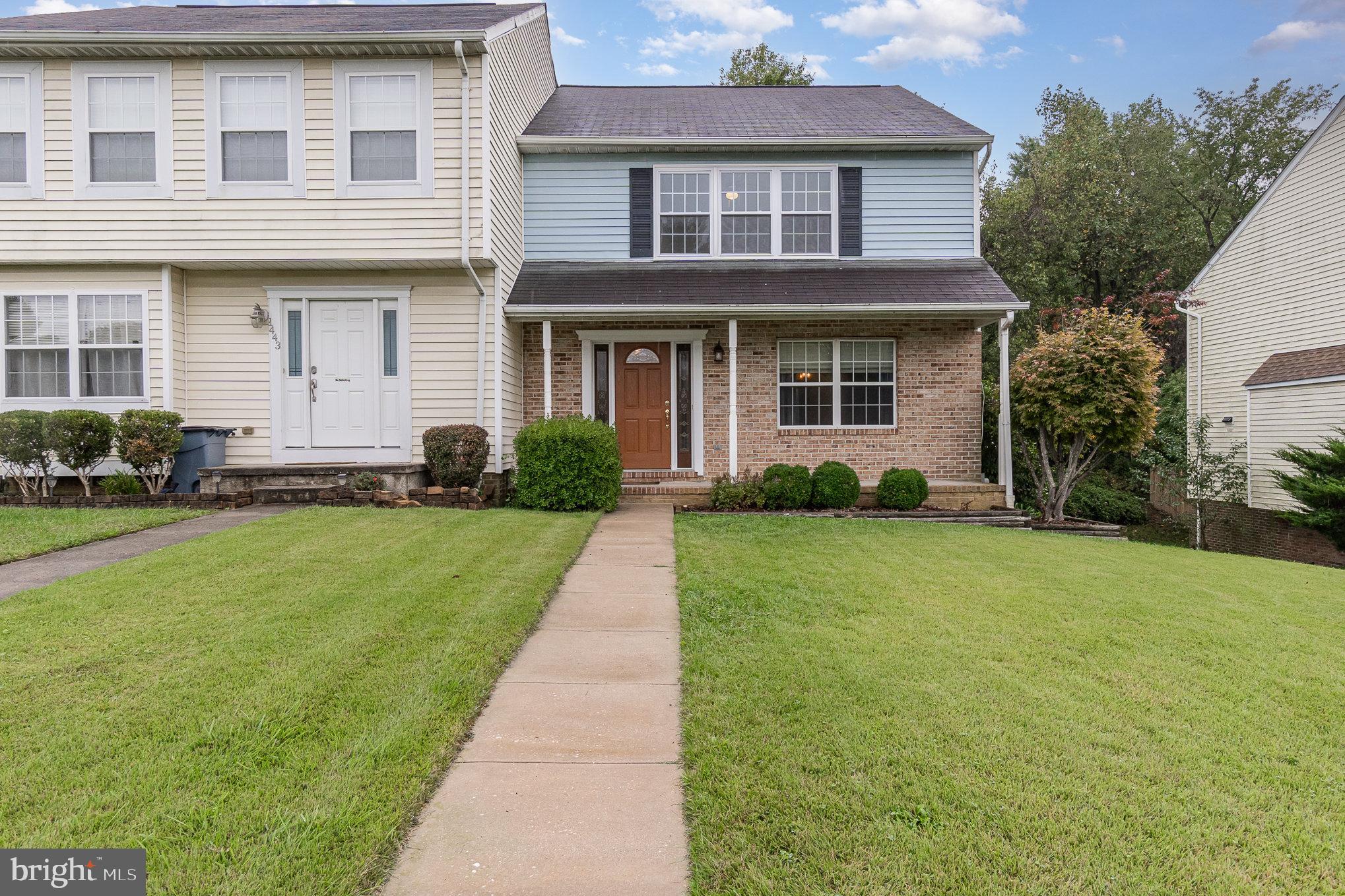 FOXBOROUGH FARMS - Residential