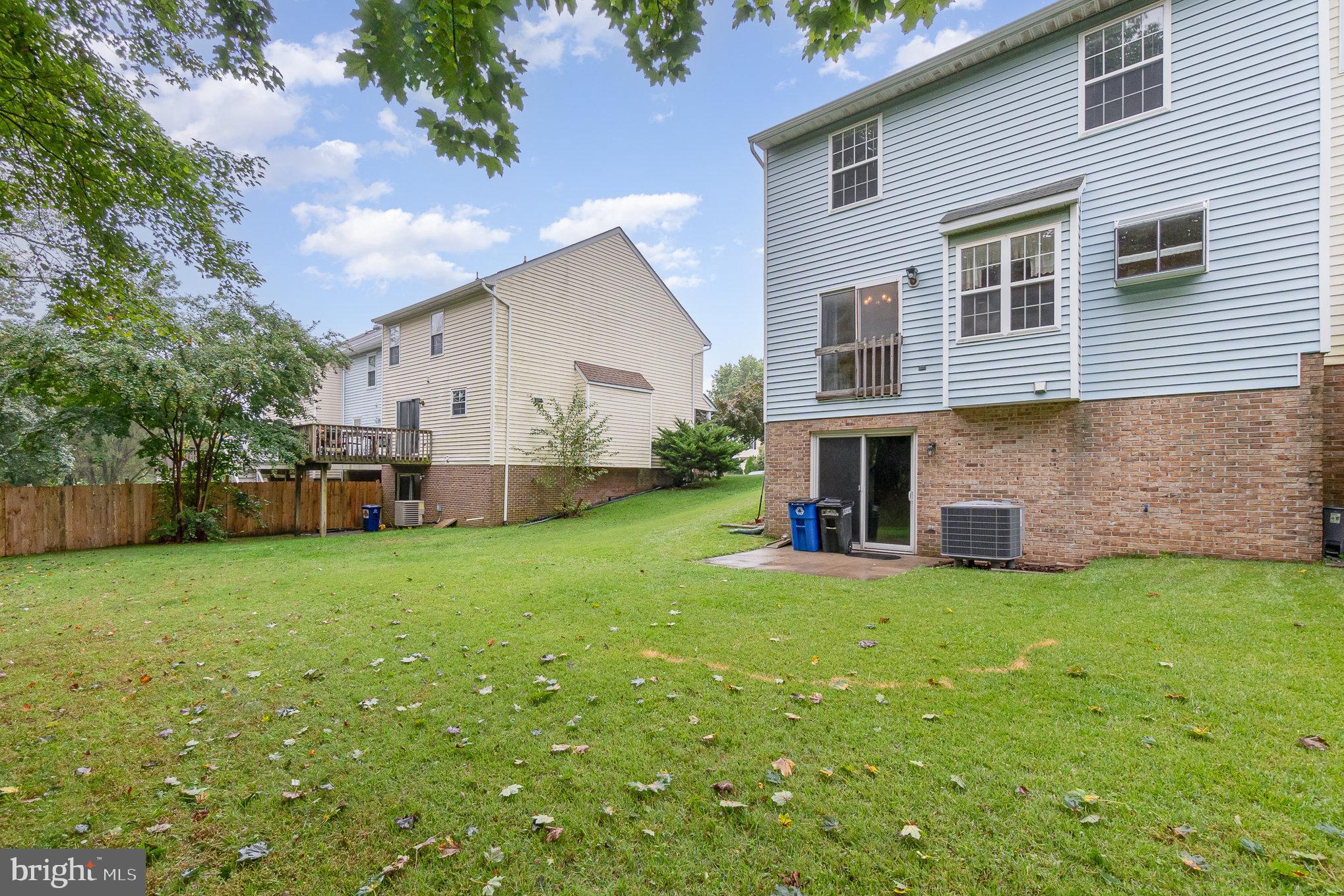 FOXBOROUGH FARMS - Residential