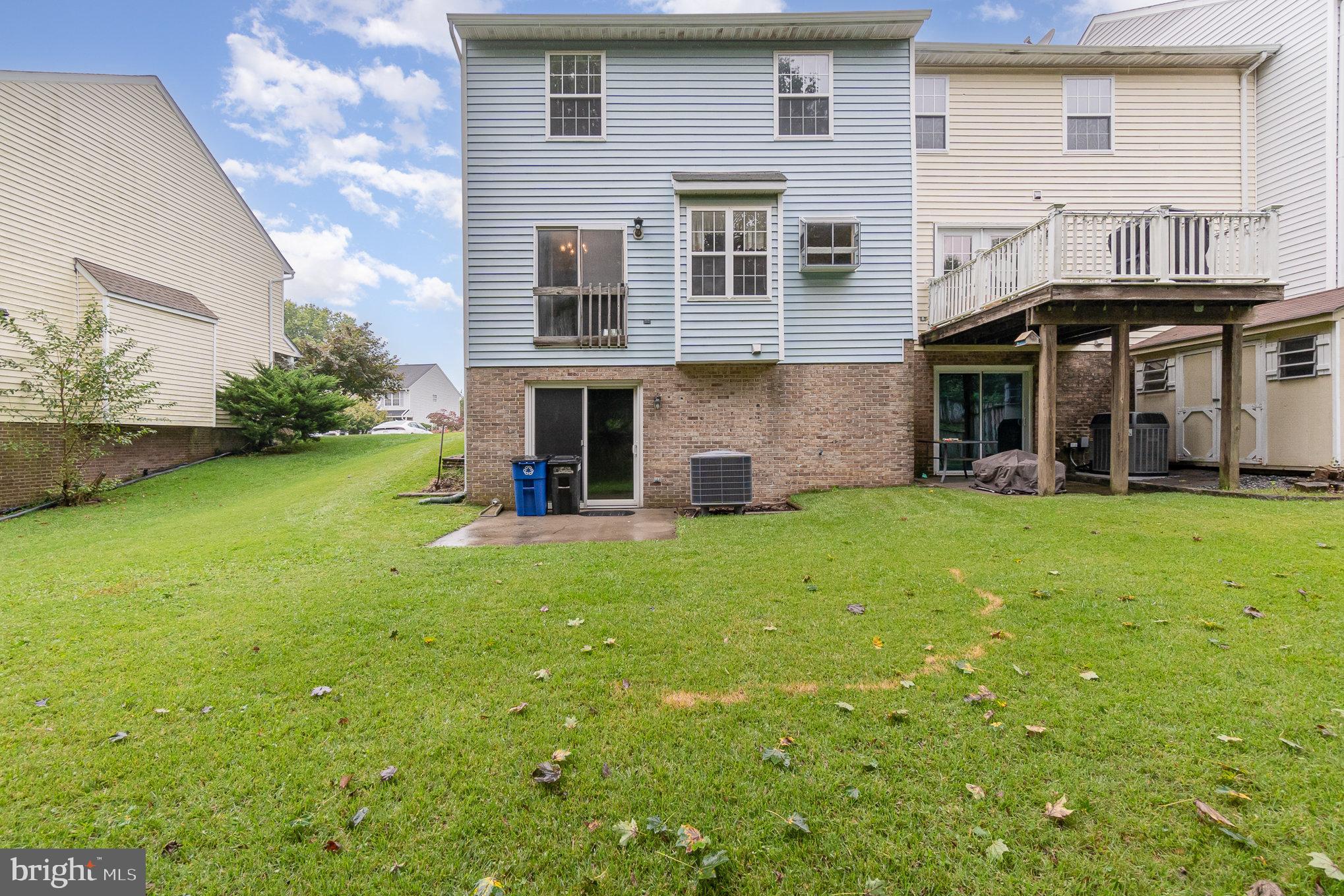 FOXBOROUGH FARMS - Residential