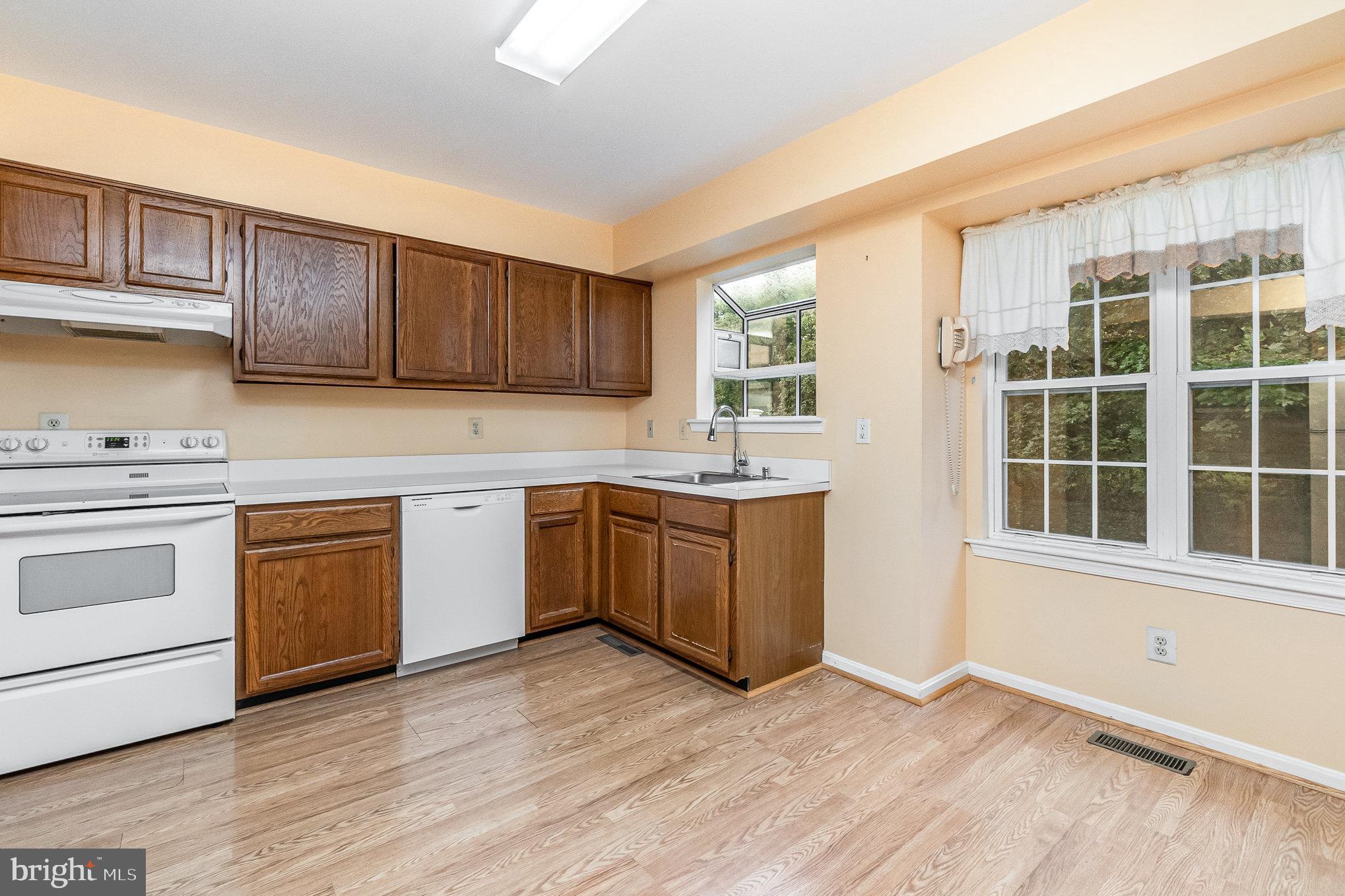 FOXBOROUGH FARMS - Residential