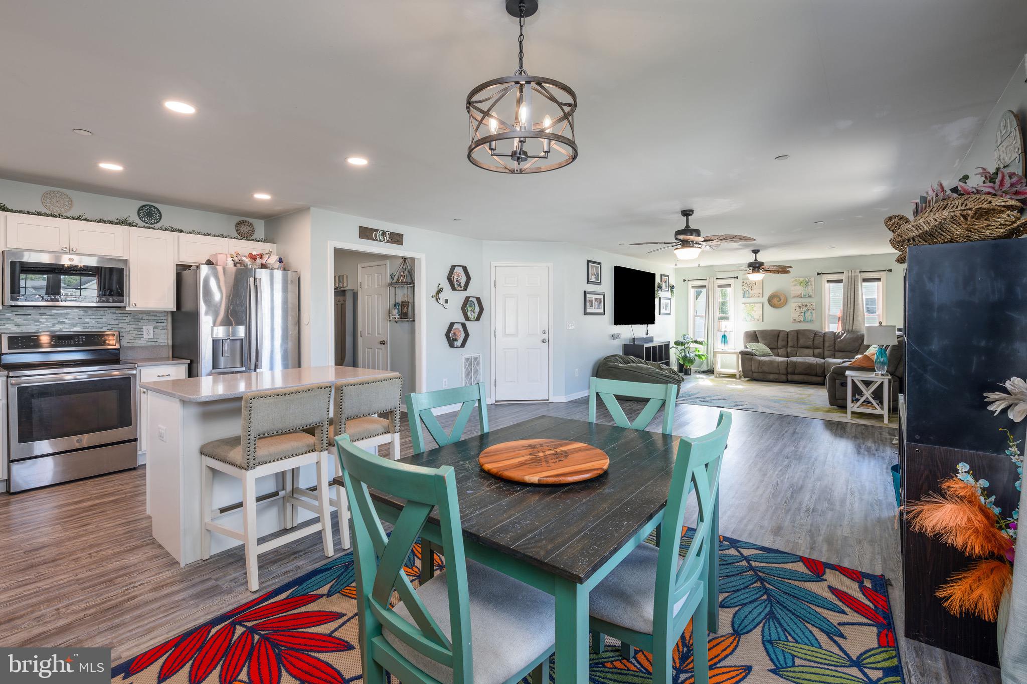 WOODLAND MANOR - Residential