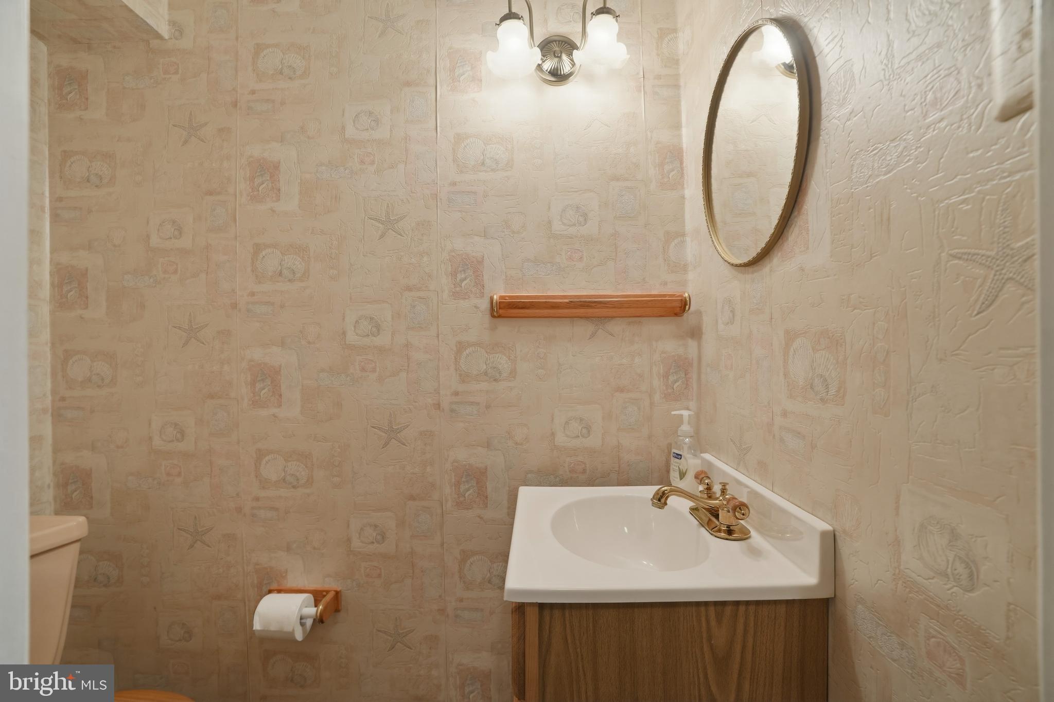 BUSTLETON - Residential