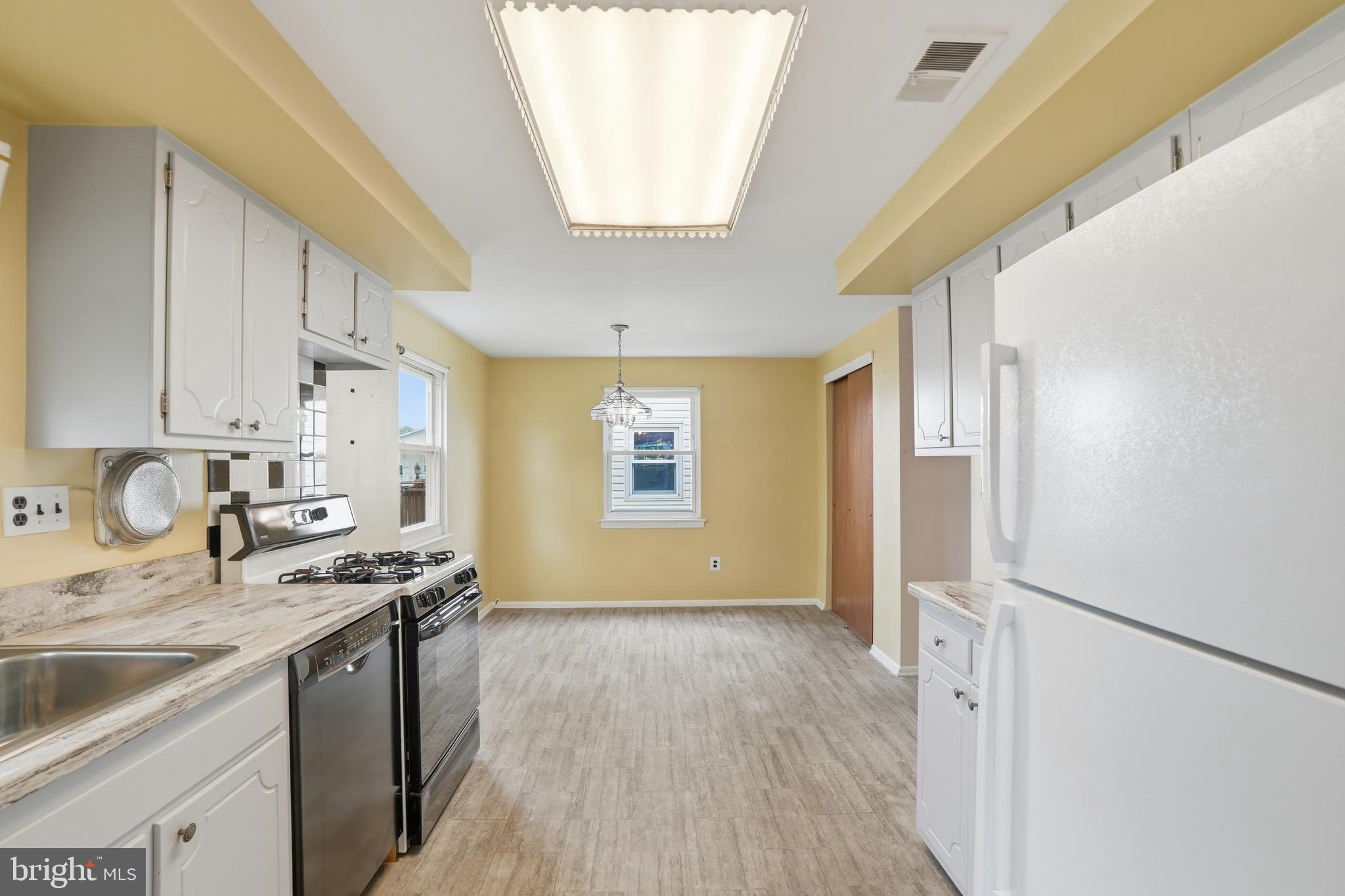 BUSTLETON - Residential