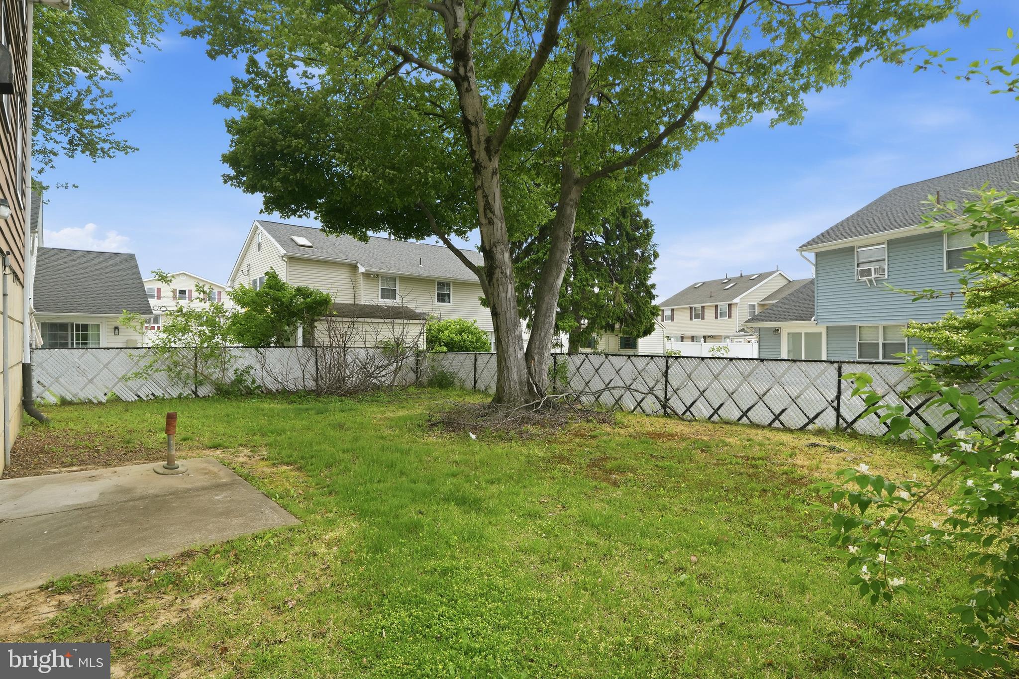 BUSTLETON - Residential