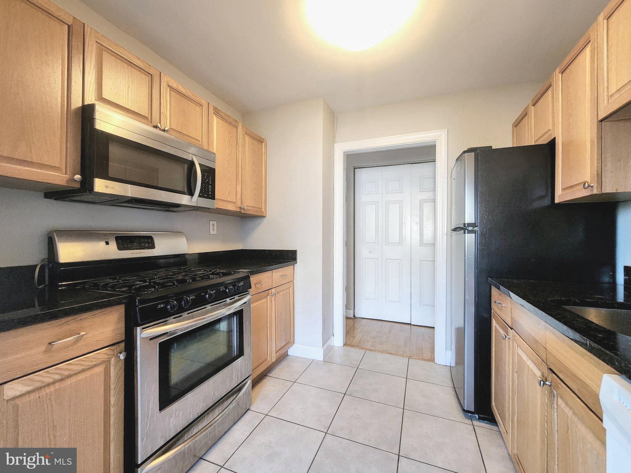 COLUMBIA - Residential Lease