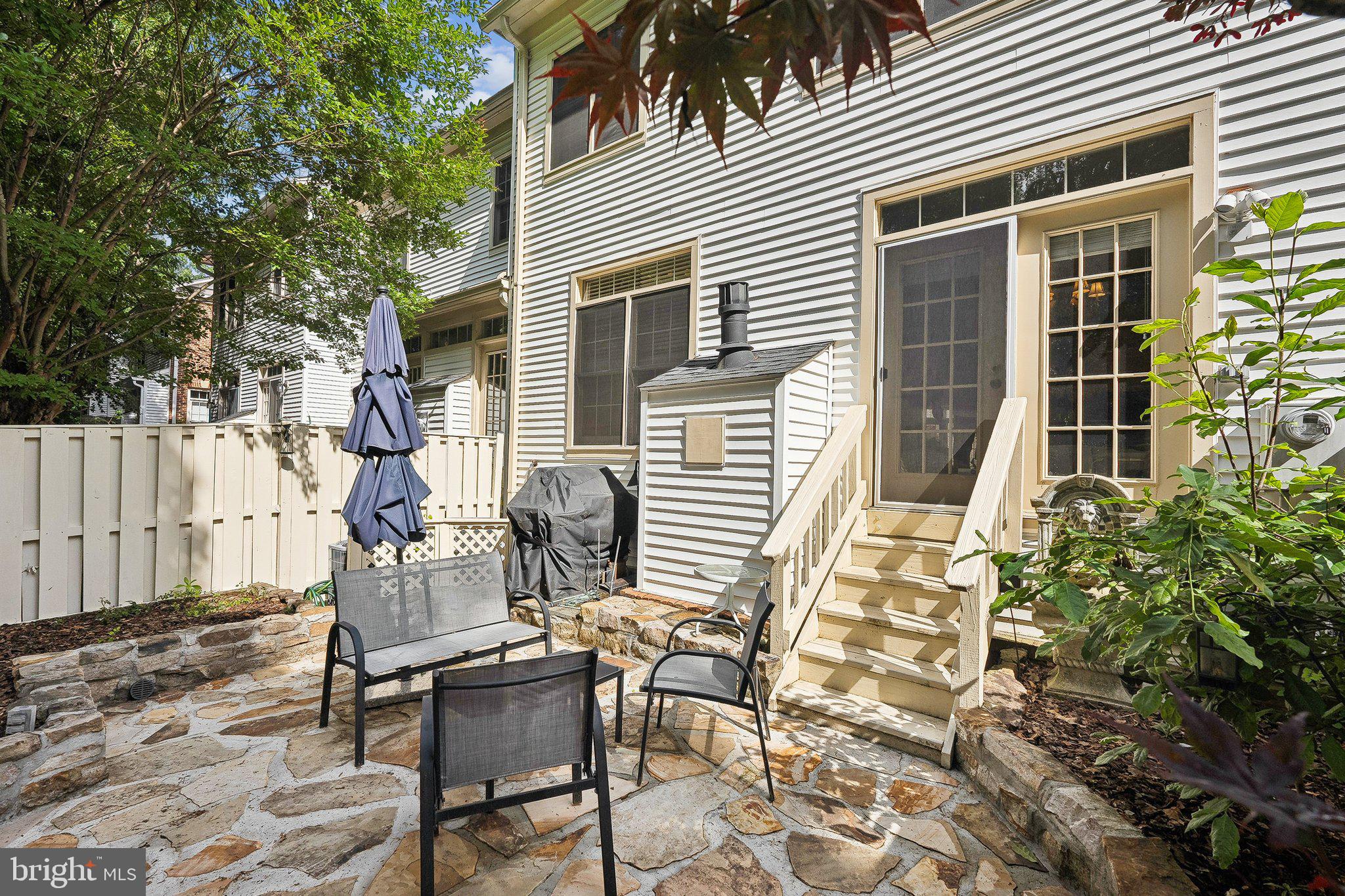 WESTWOOD TOWNS - Residential Lease