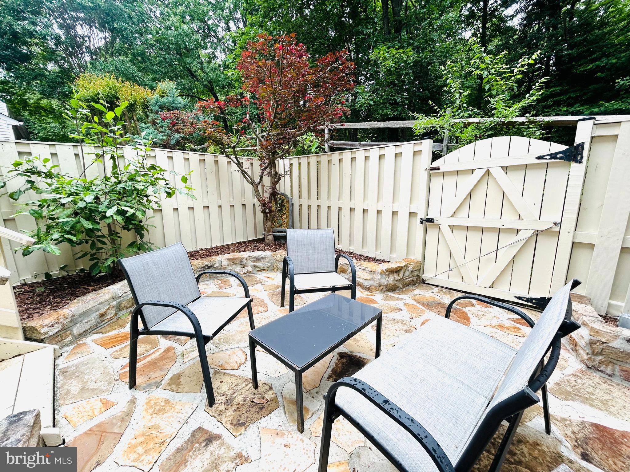 WESTWOOD TOWNS - Residential Lease