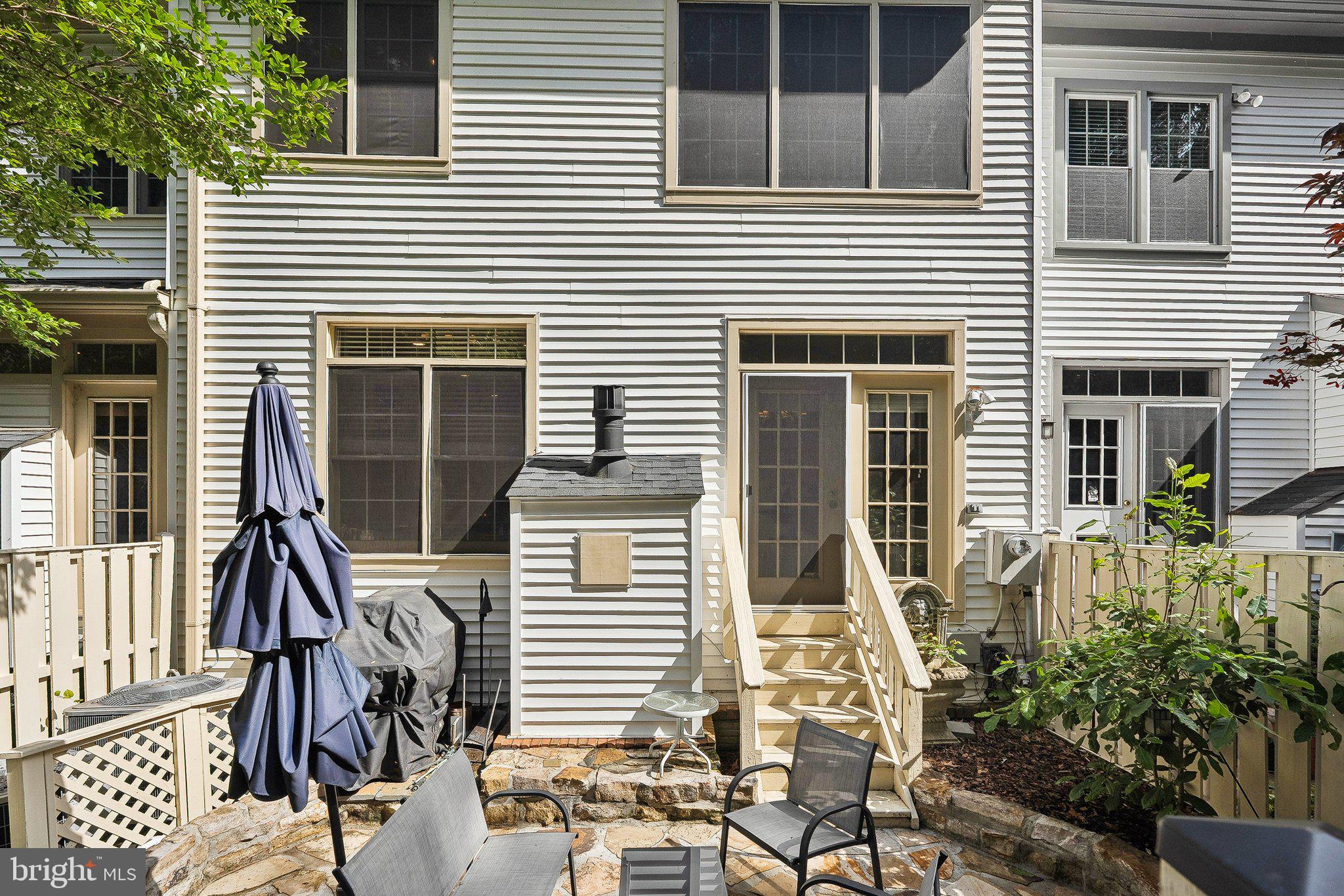 WESTWOOD TOWNS - Residential Lease