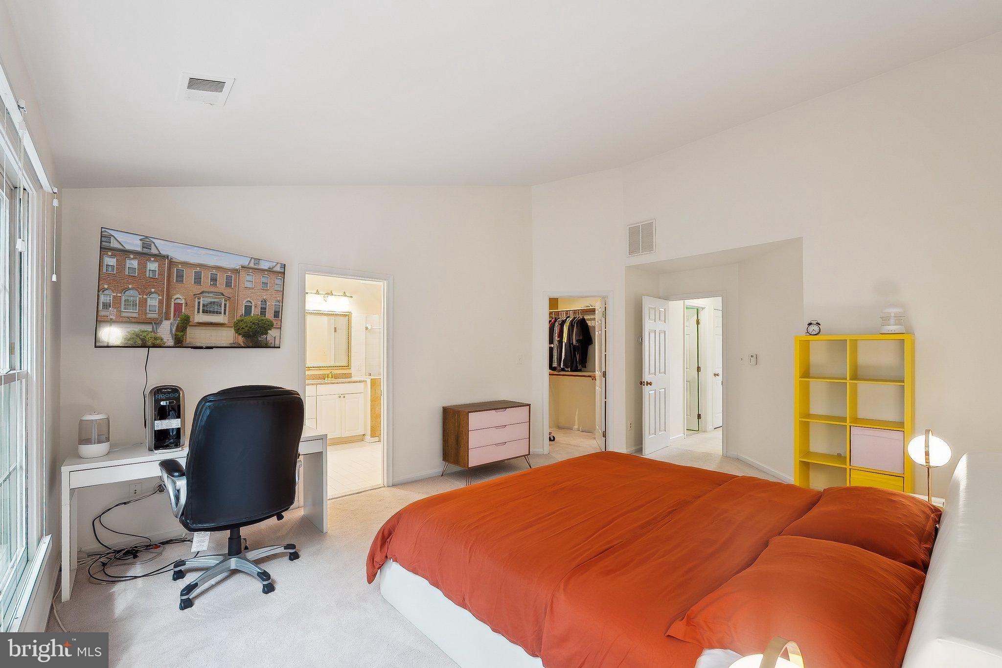 WESTWOOD TOWNS - Residential Lease