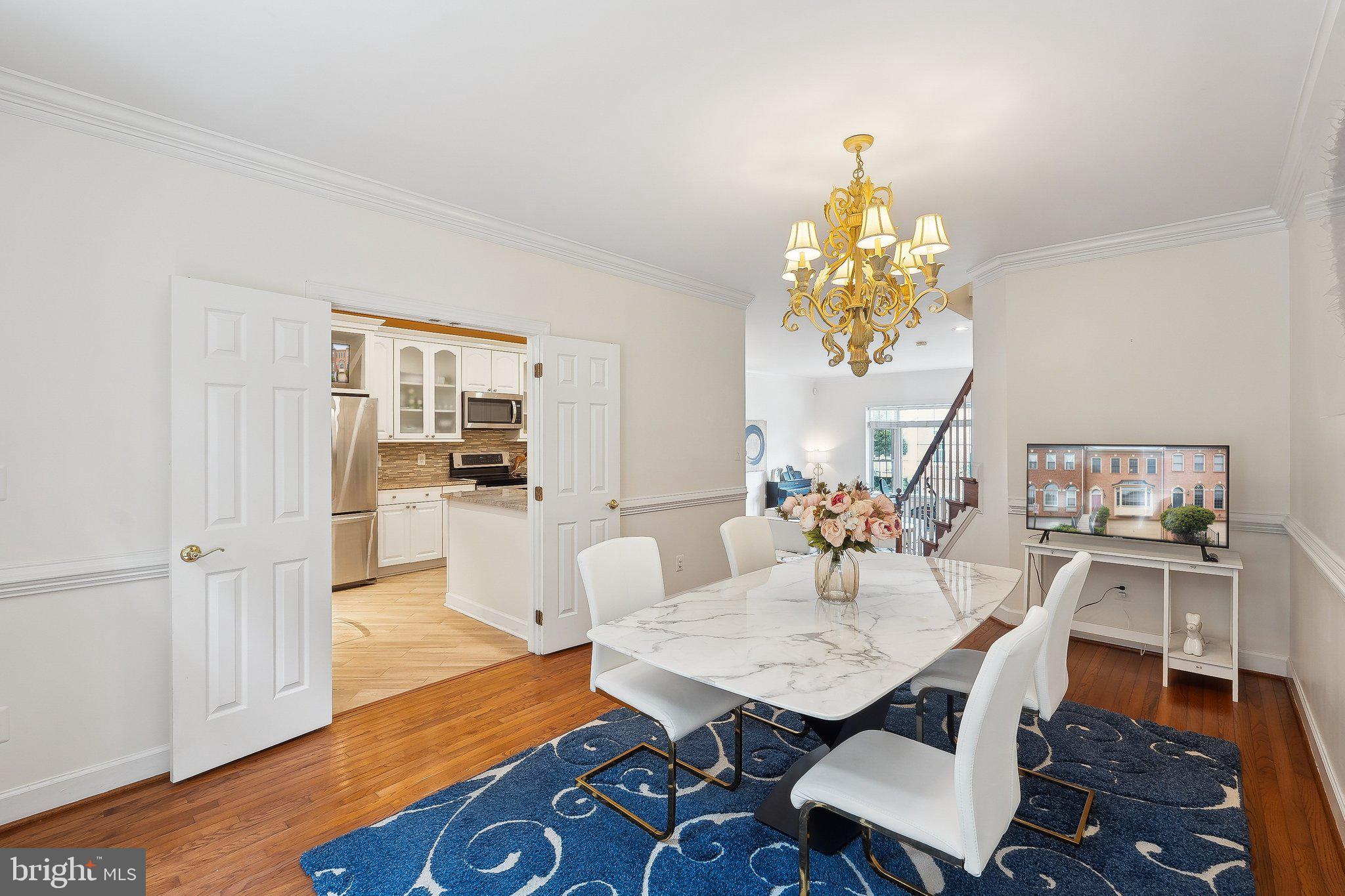 WESTWOOD TOWNS - Residential Lease