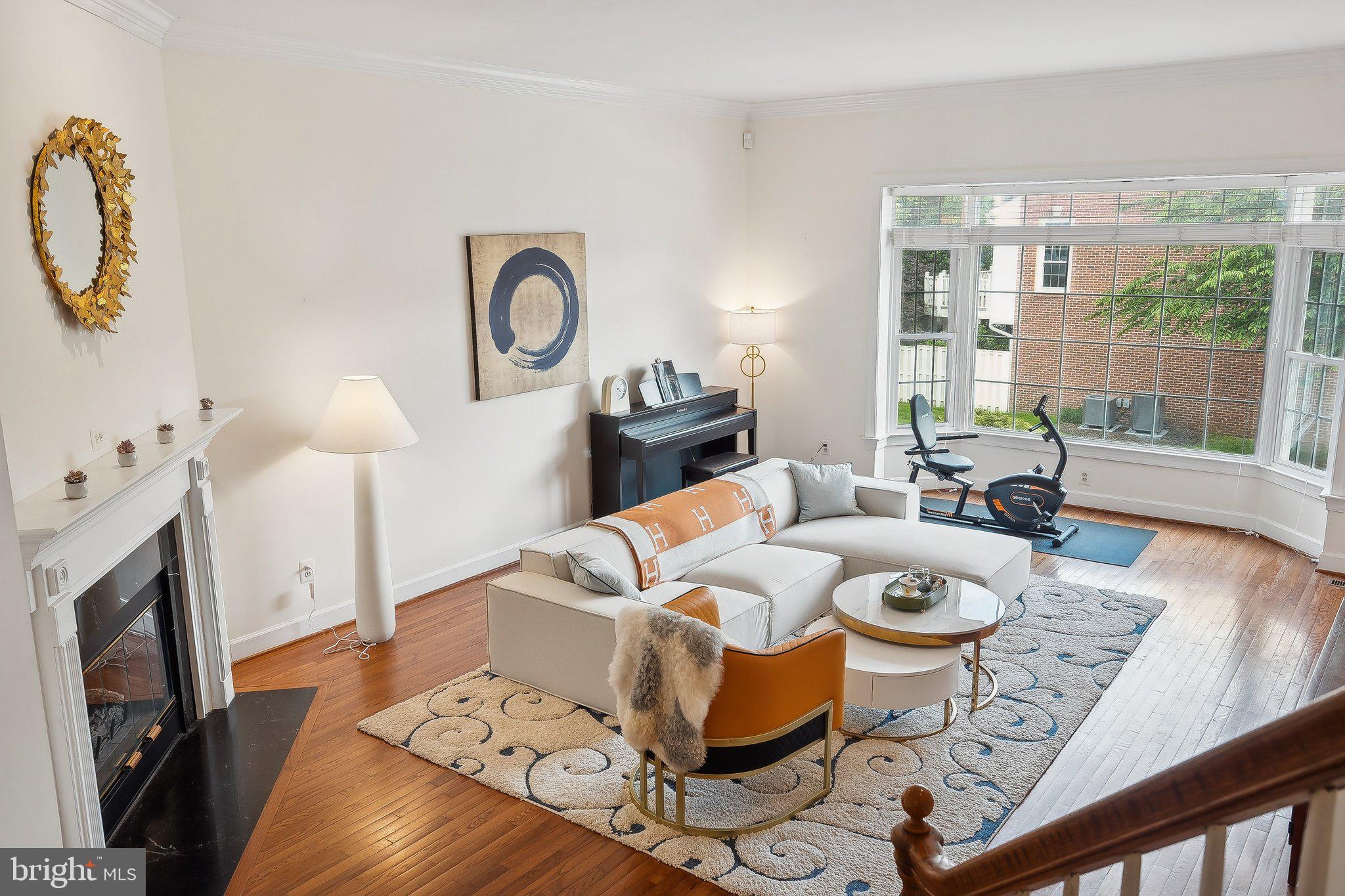 WESTWOOD TOWNS - Residential Lease