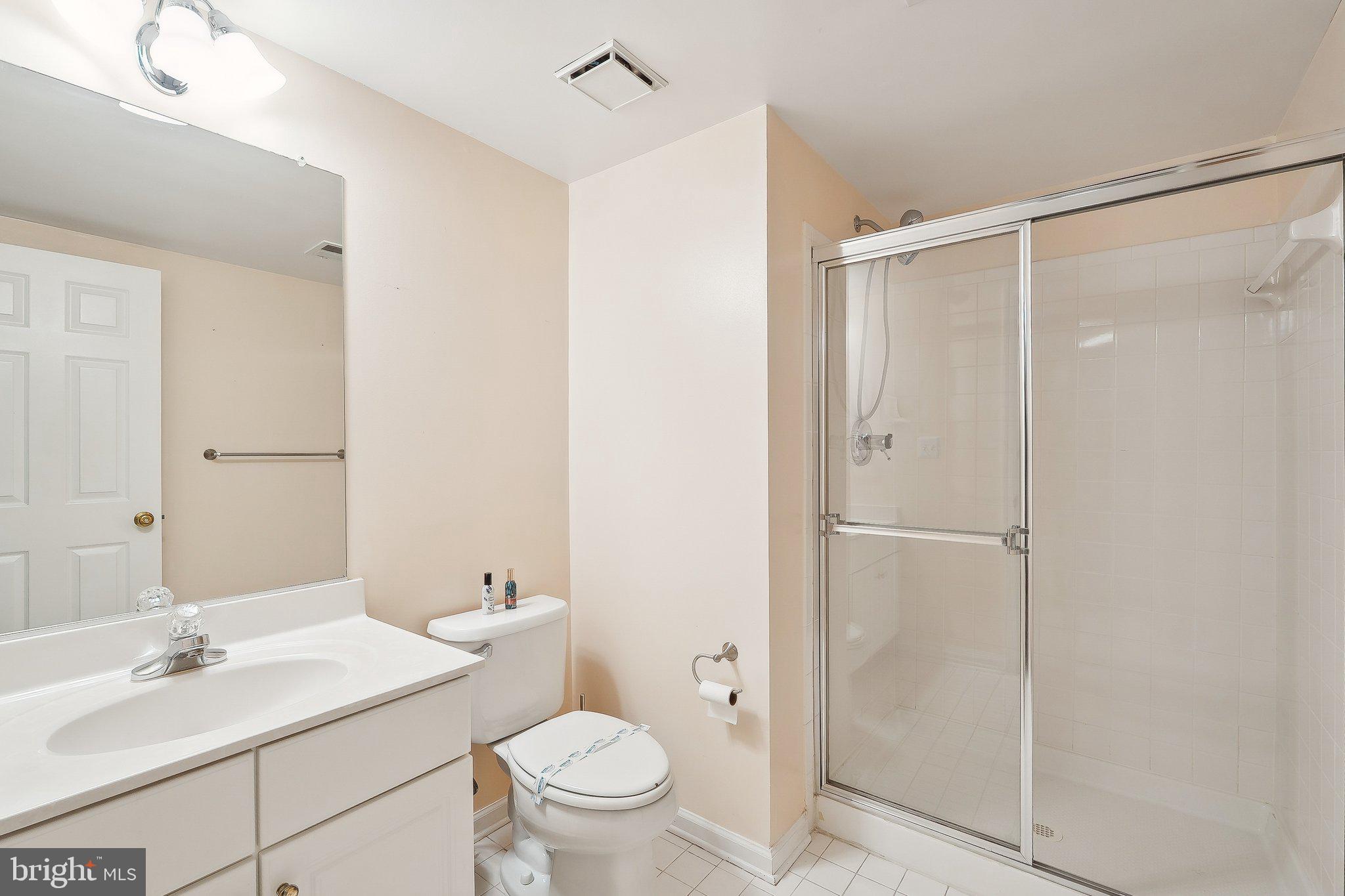 WESTWOOD TOWNS - Residential Lease