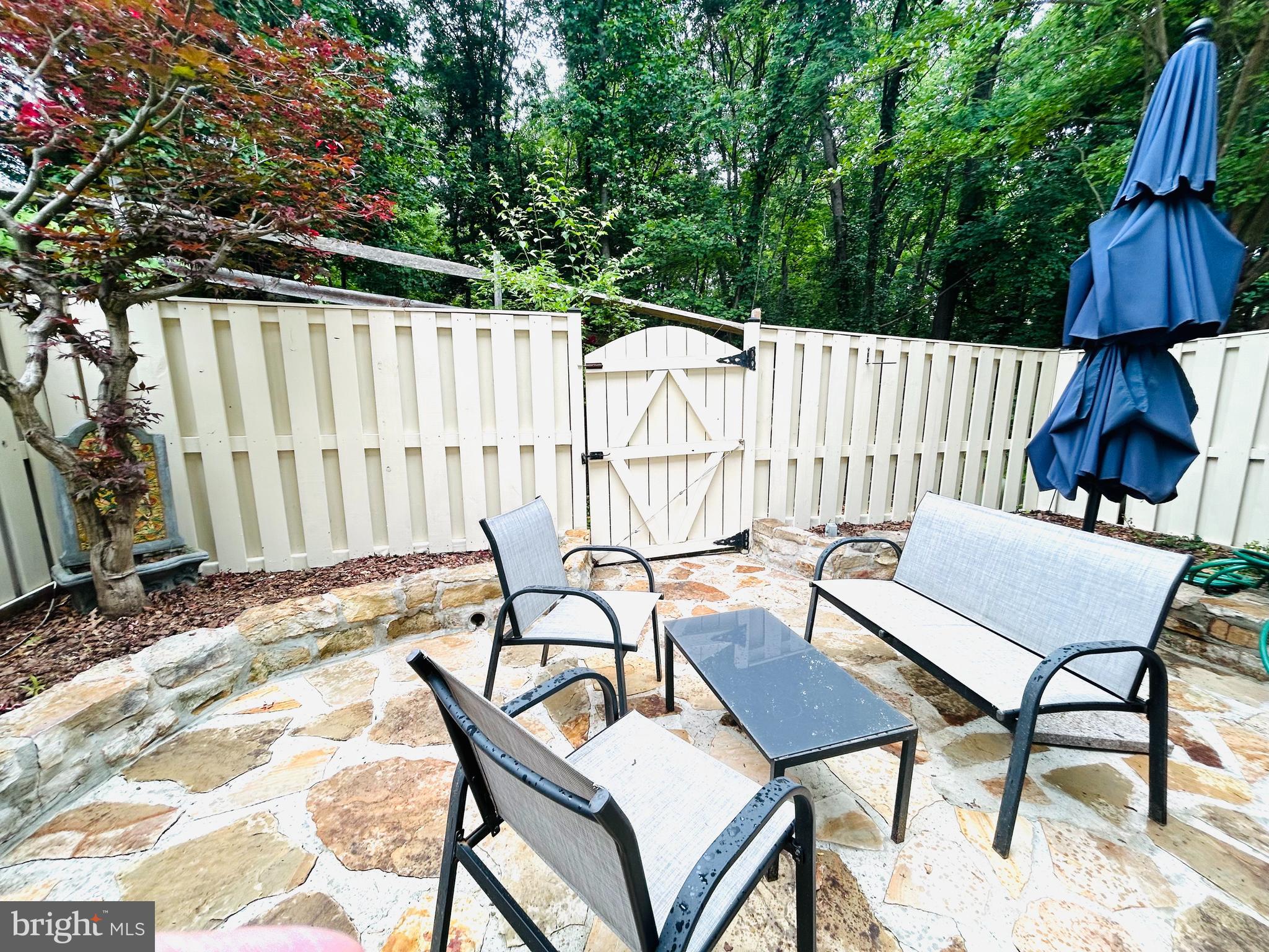 WESTWOOD TOWNS - Residential Lease