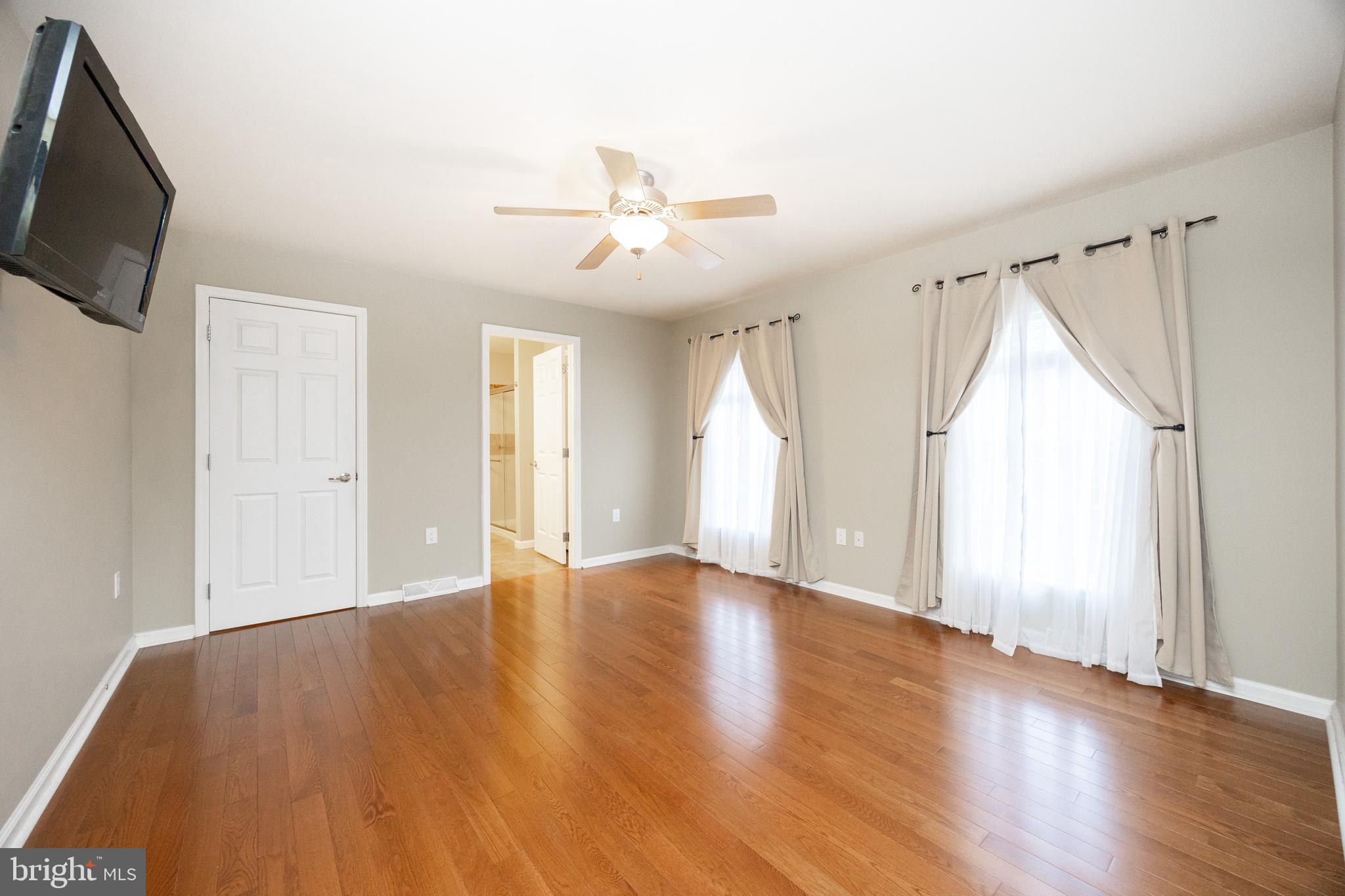 SPRING VALLEY VILLAG - Residential