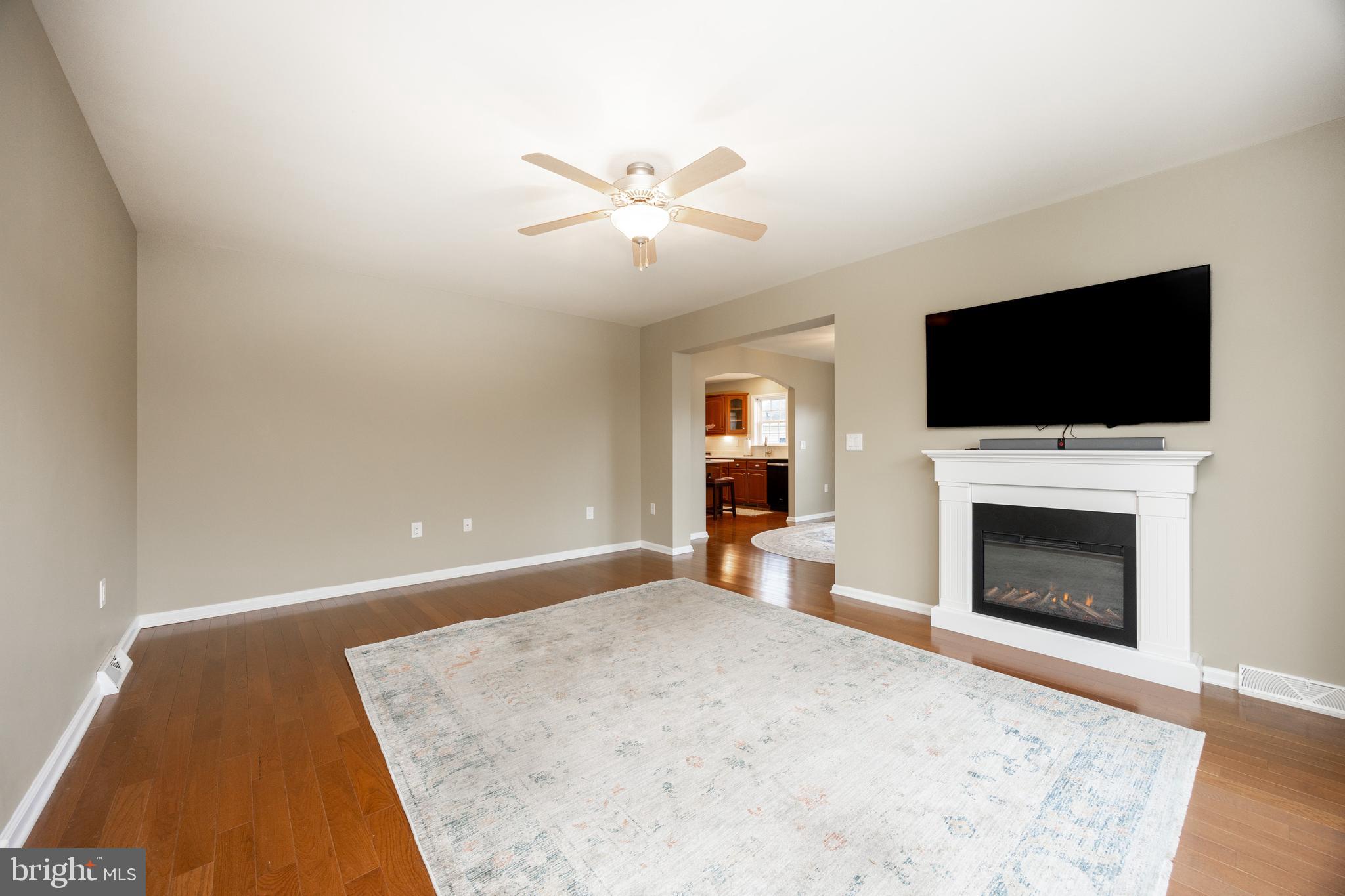 SPRING VALLEY VILLAG - Residential