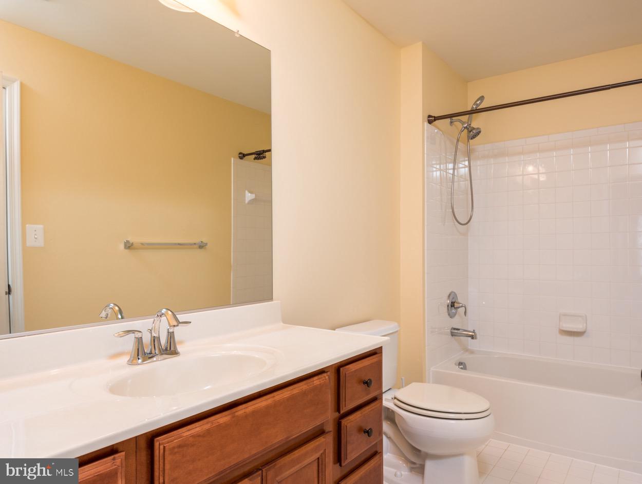 BARNES - Residential