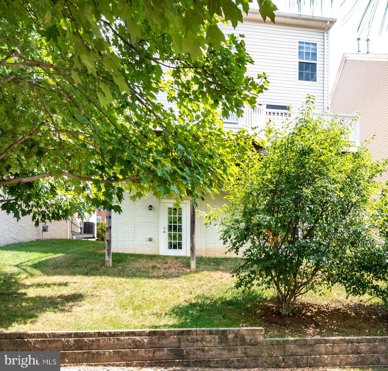 BARNES - Residential