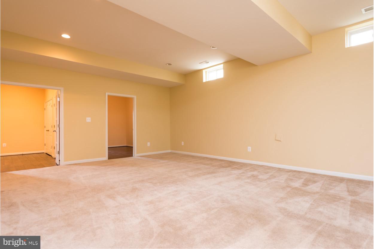 BARNES - Residential