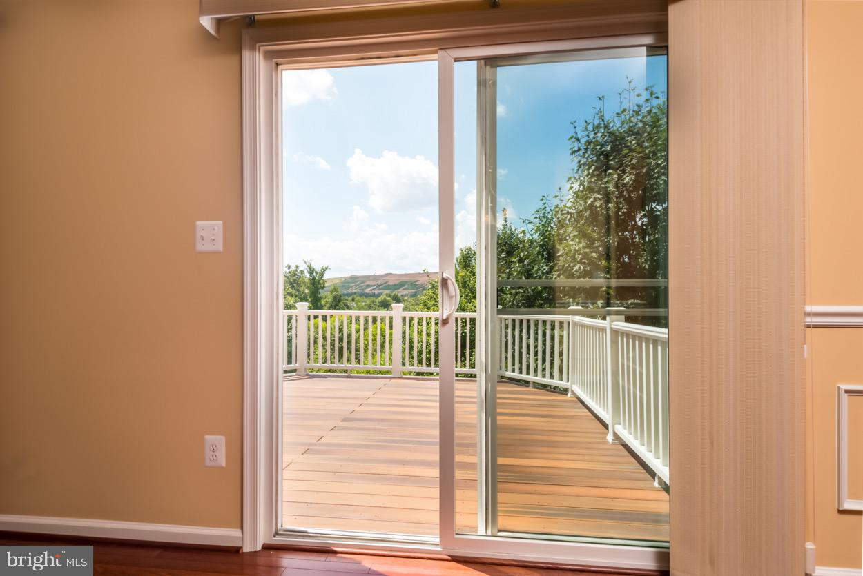 BARNES - Residential