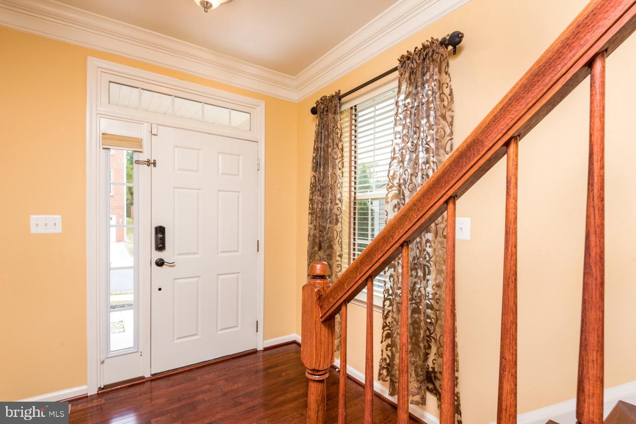 BARNES - Residential