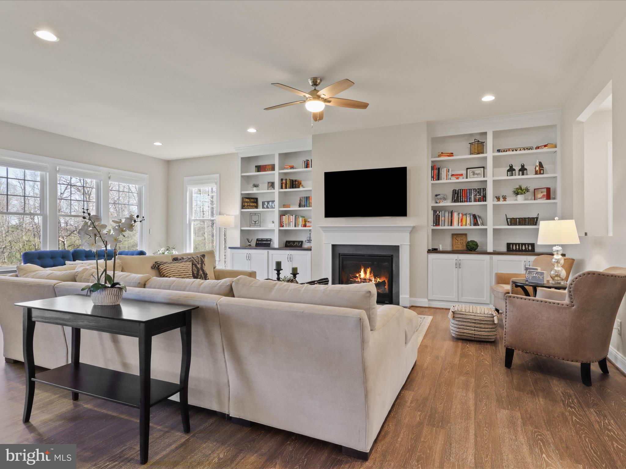 GREENS SOUTH AT WILLOWSF - Residential