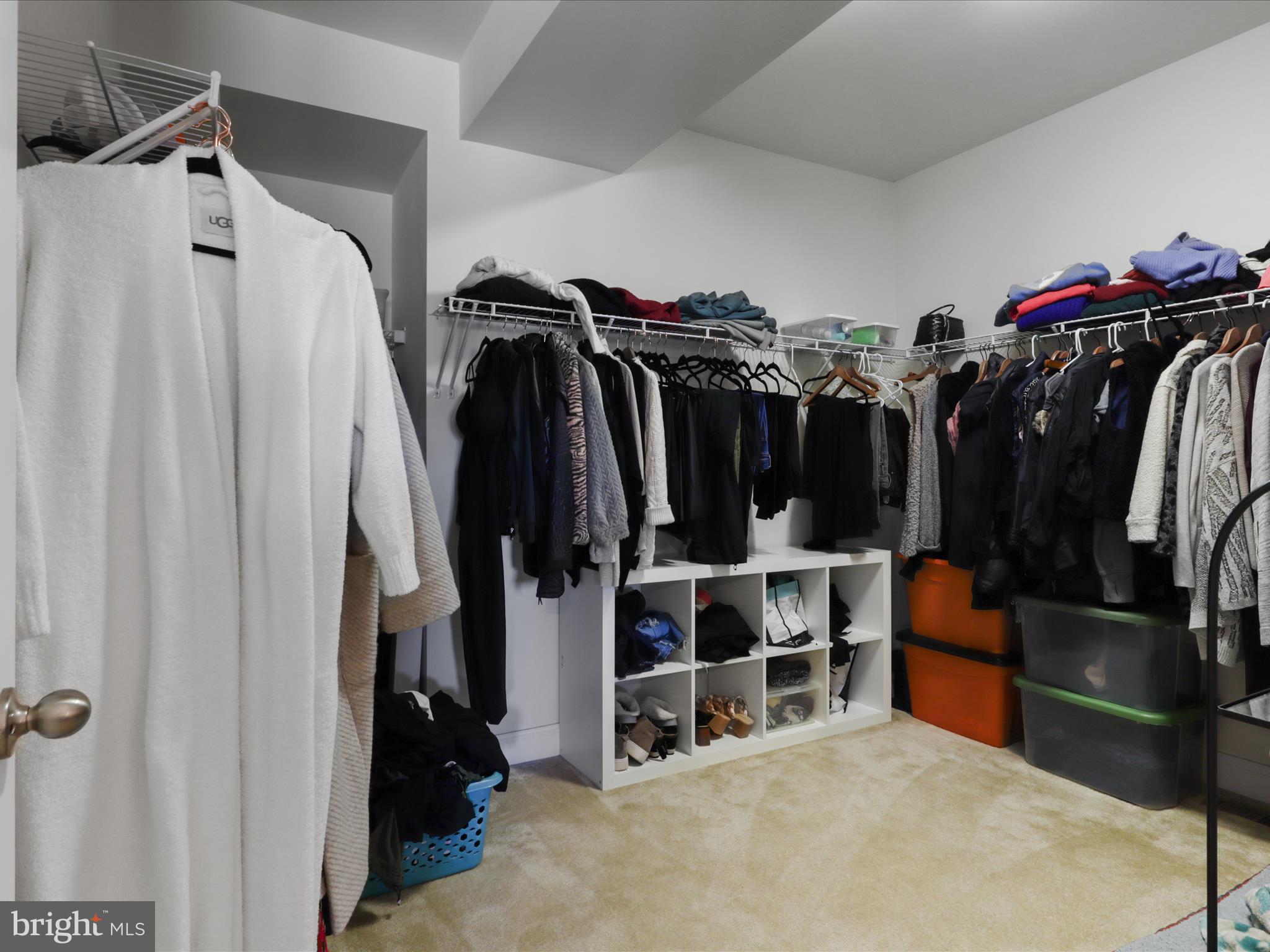 GREENS SOUTH AT WILLOWSF - Residential